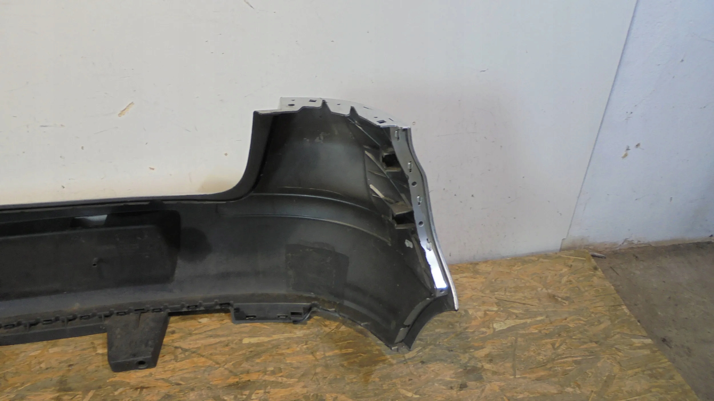 bumper rear part 6L6807421F Seat ibiza 6L6 03