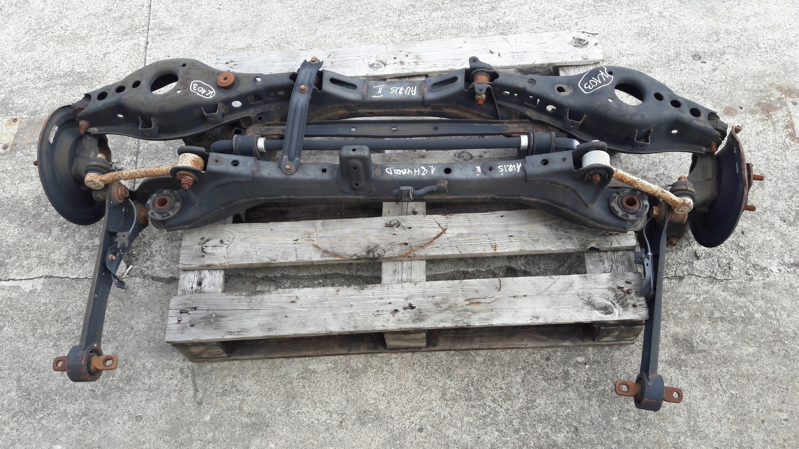TOYOTA AURIS II Achsträger hinten 2013-2018 (K103)