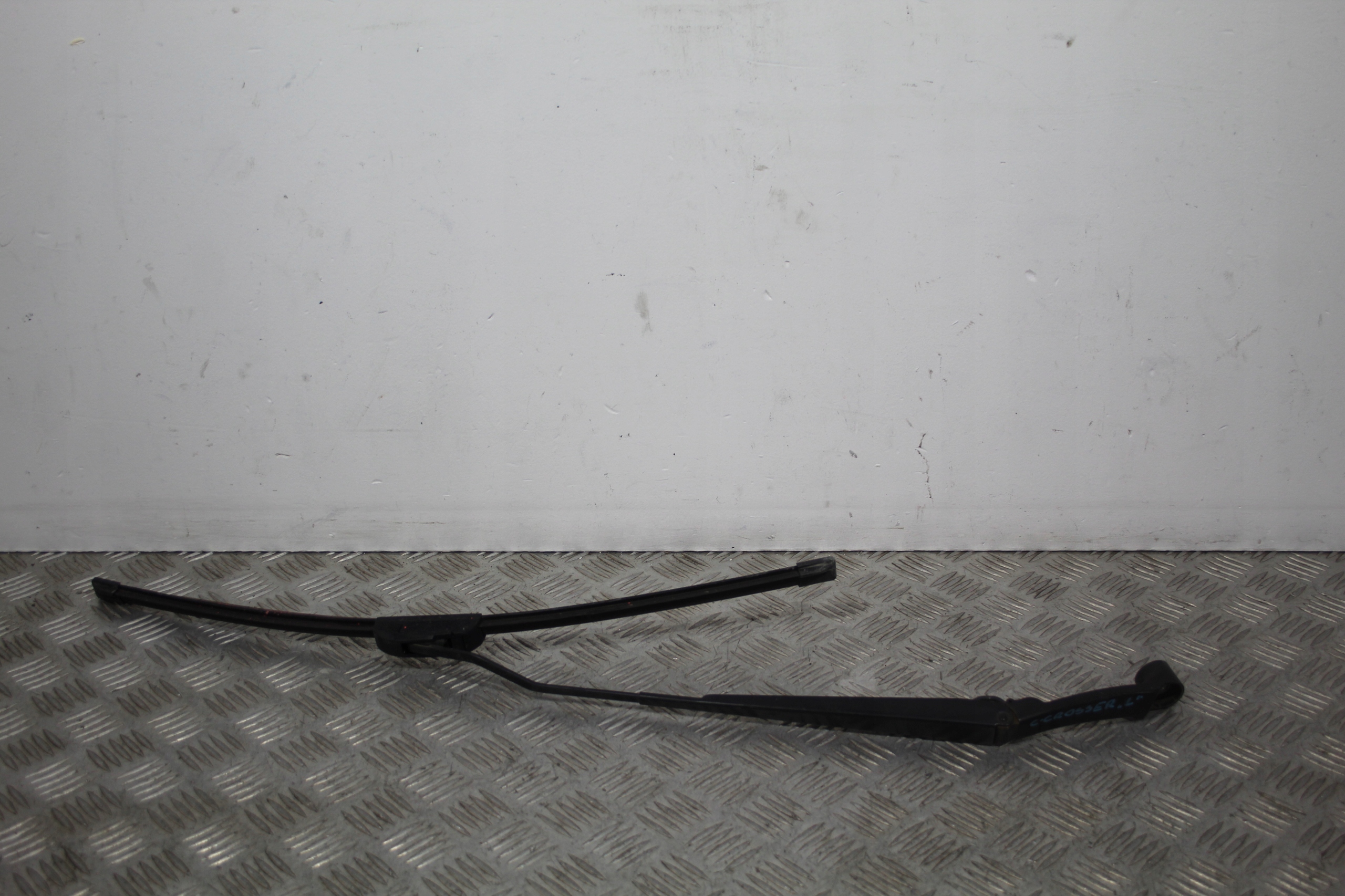 arm wiper left CITROEN C-CROSSER