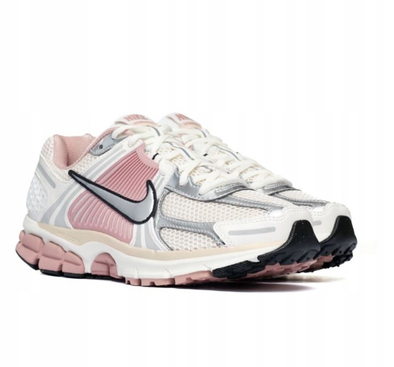 Nike Sportovní Dámské Boty S Bílo Růžovými Detaily 38,5 T7E