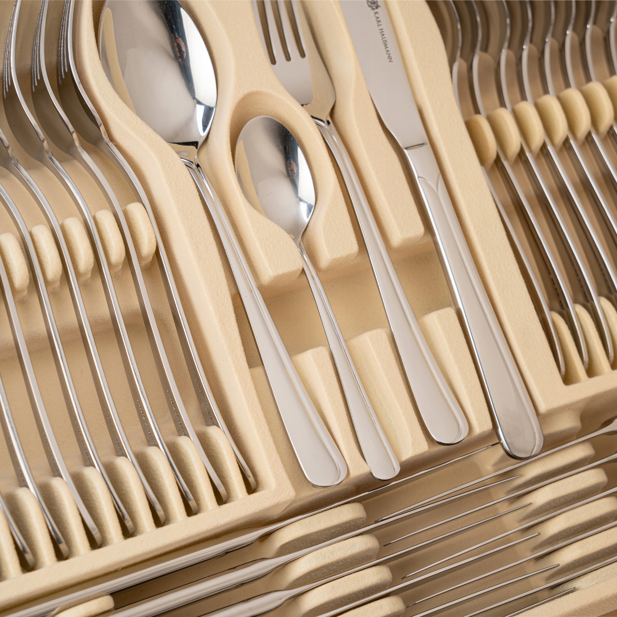 ZESTAW SZTUĆCÓW 72el 12os KOMPLET SZTUĆCE +WALIZKA Linia ERIS