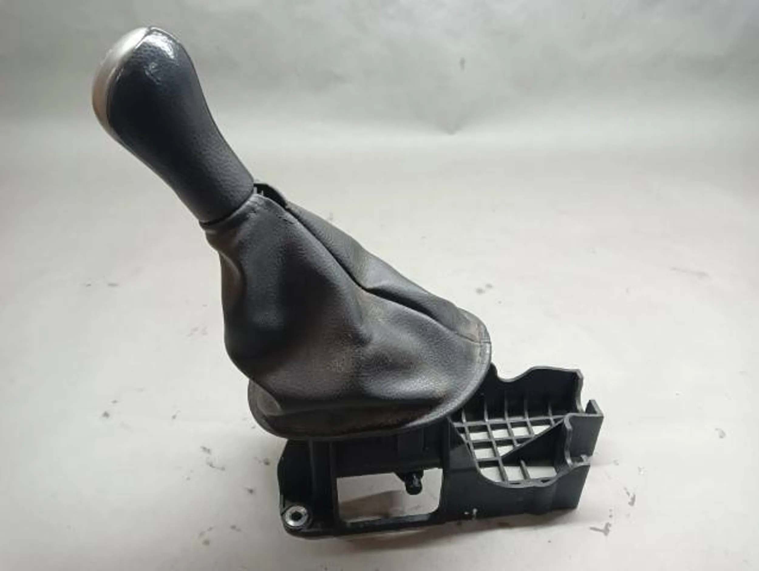 GAŁKA MIESZEK ZMIANY BIEGÓW NISSAN MICRA K13