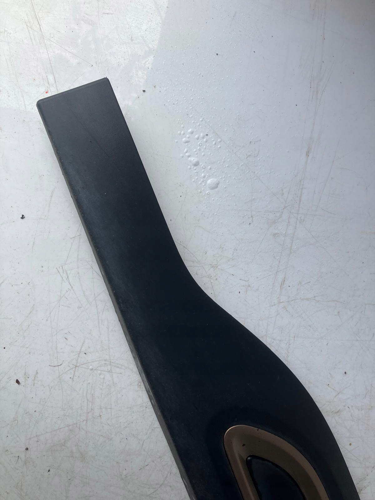 moulding door left front CITROEN C4 CACTUS LIFT 9823415677