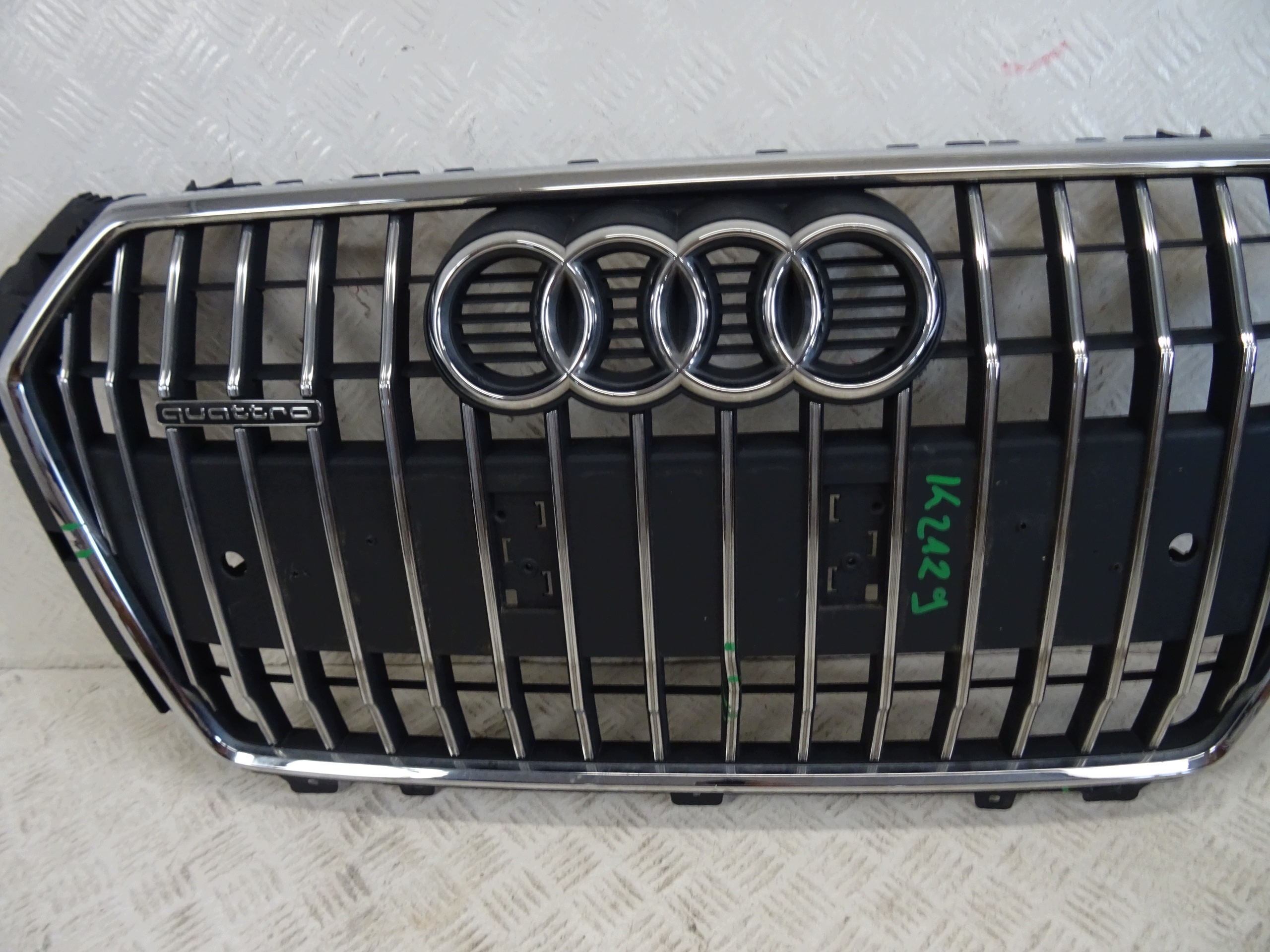 grill grille front front AUDI A4 B9 ALLROAD 8W0 8W0853651R