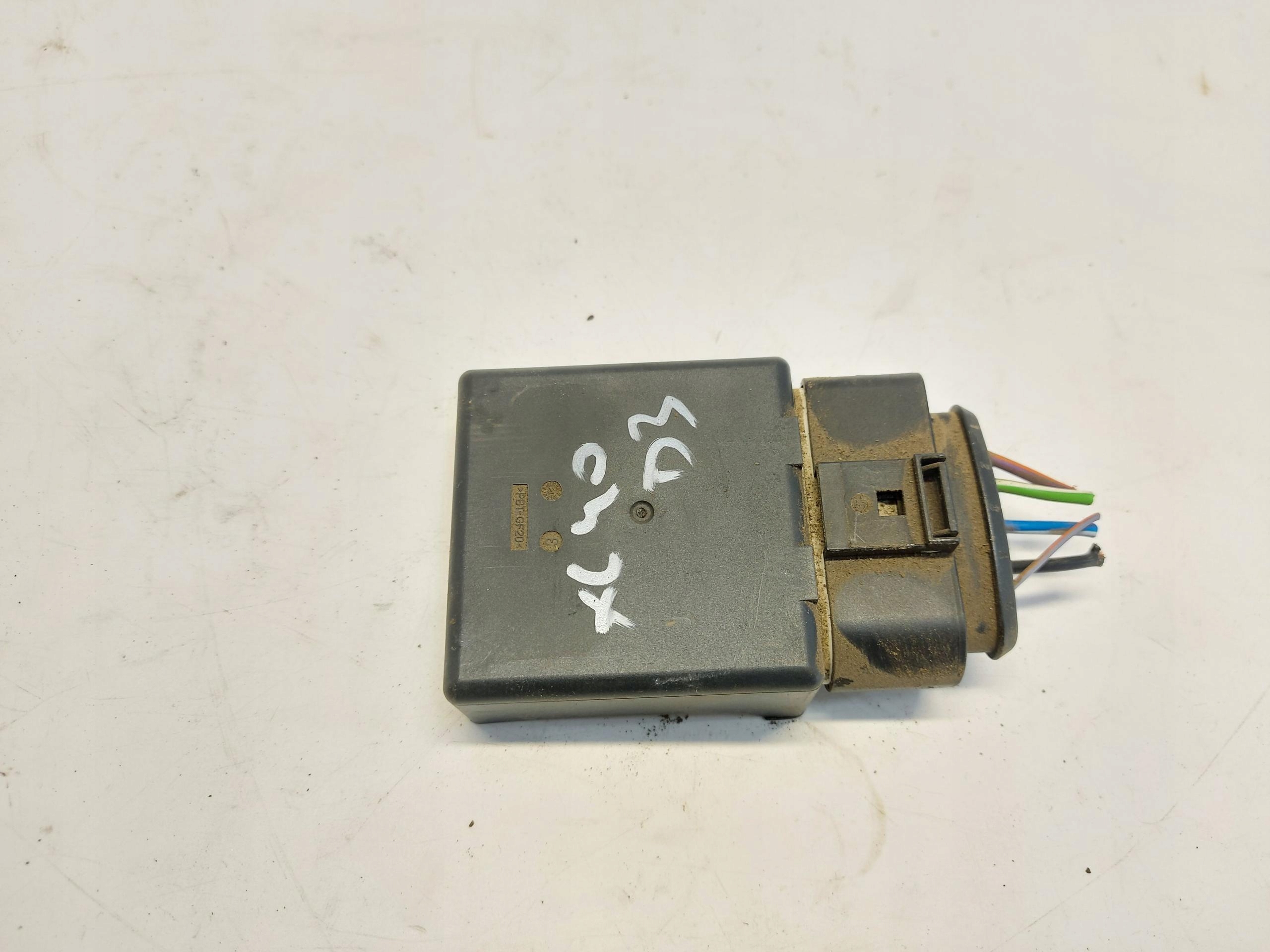 VOLVO XC40 D3 2.0 D Module Unité de contrôle pompy Carburant 31669218