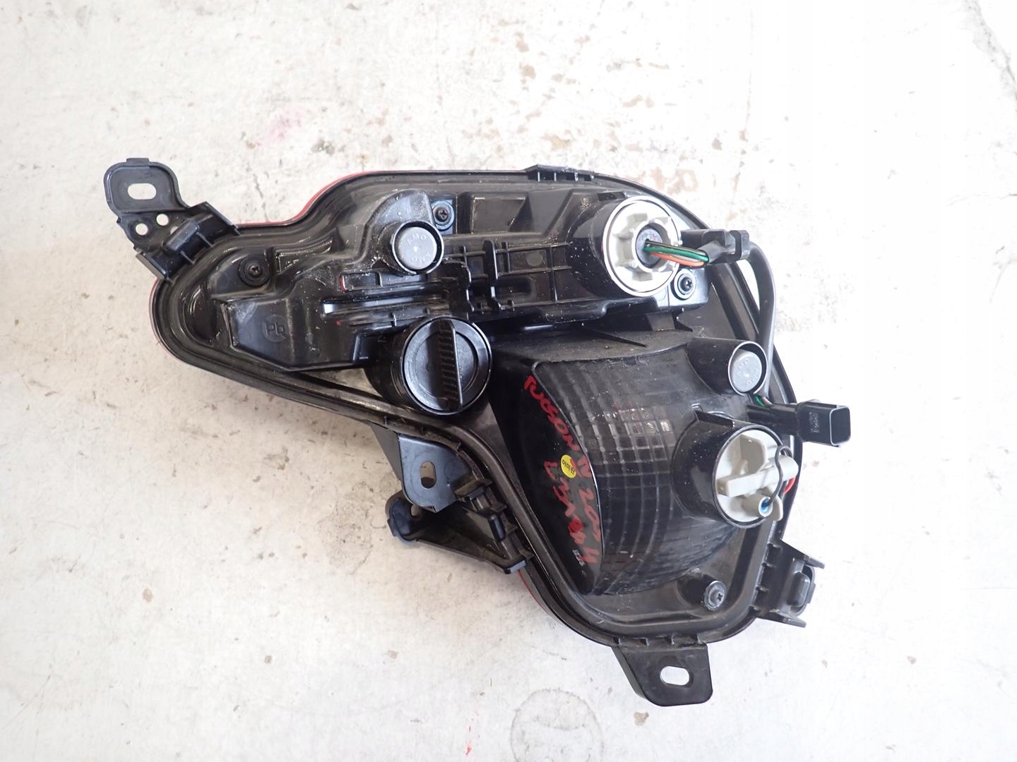 light rear part left HYUNDAI TUCSON IV 2020- 92405-N7400
