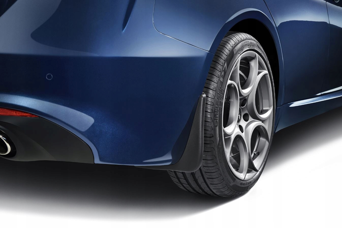 

Chlapacze tył fartuch Alfa Romeo Giulia Oryginał