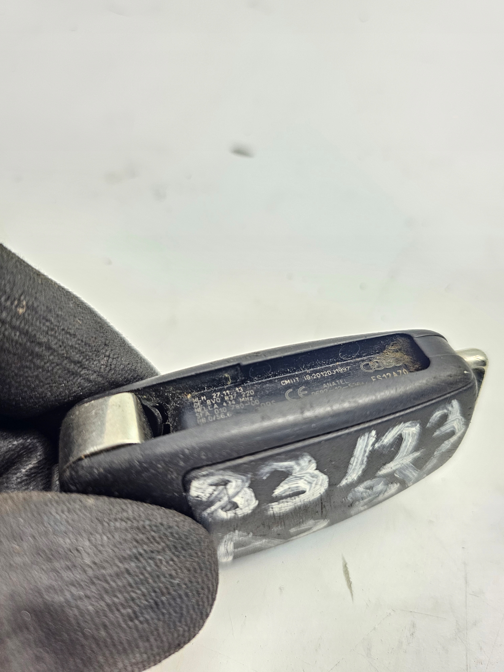 key PILOT SCYZORYK AUDI A3 8V 8V0837220
