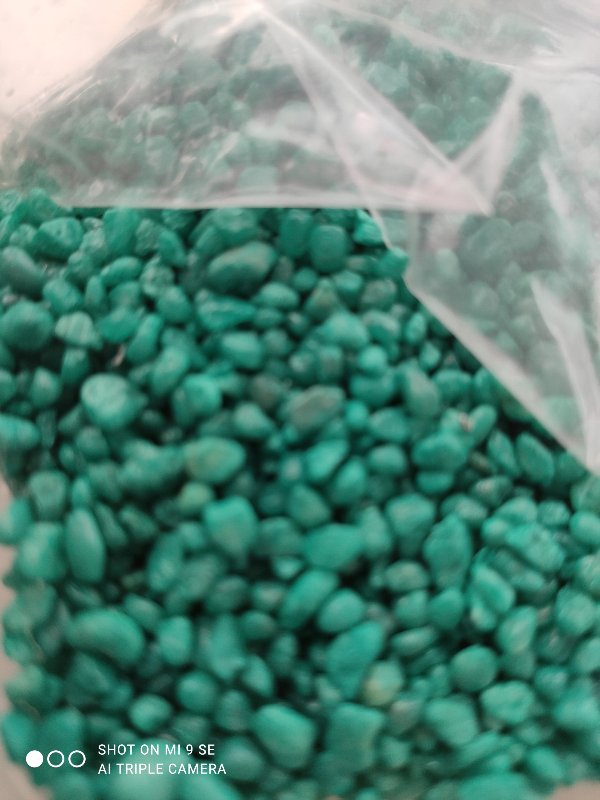 

Piasek las w słoiku kolorowy 2-4 mm 0,5 kg zielony