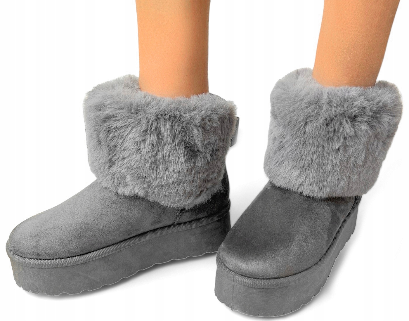 Boty Sněhule Milé Kožíšek Silná podrážka Dámské semišové kozačky *37*