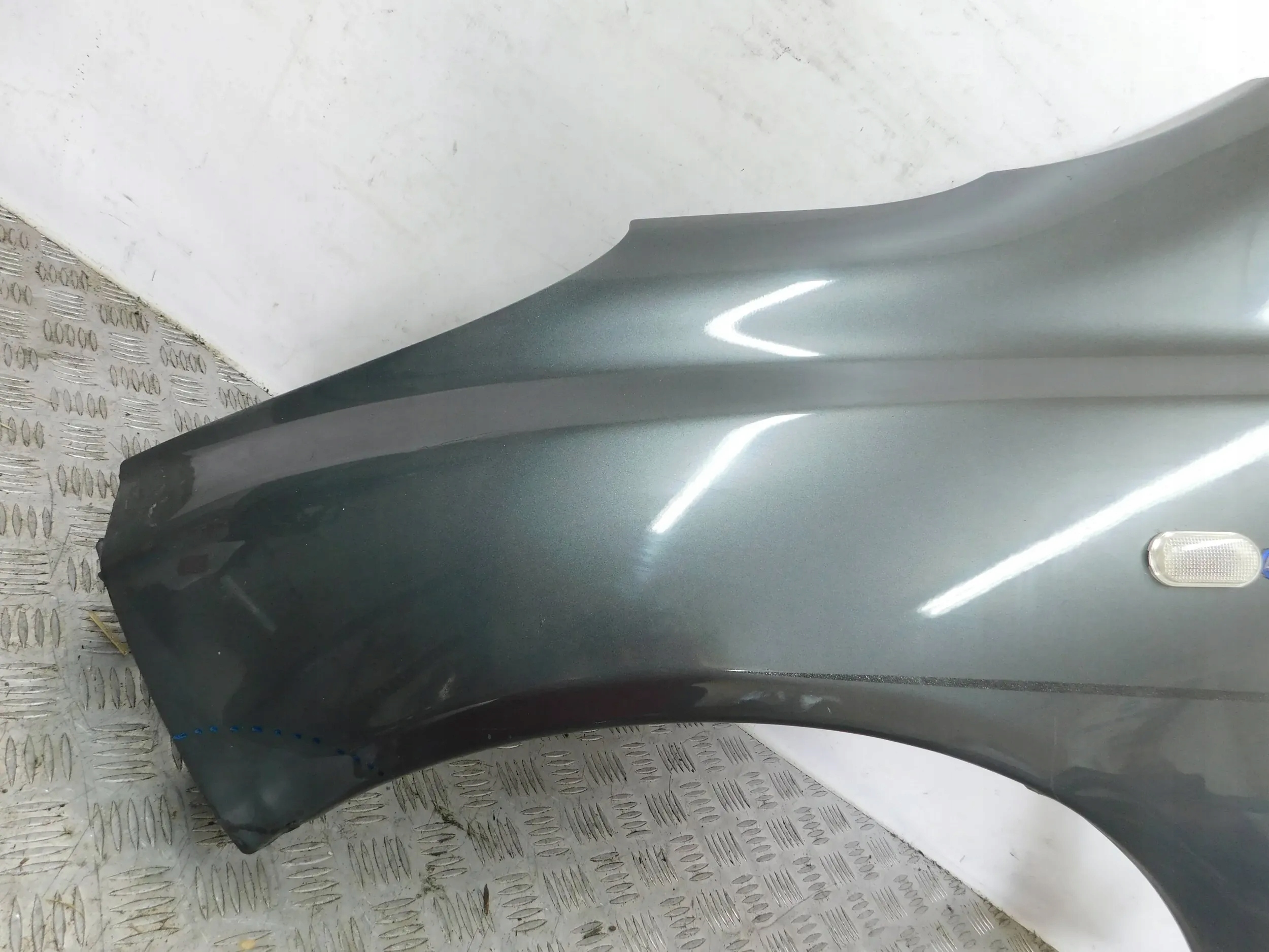 fender front front left NISSAN MICRA K12