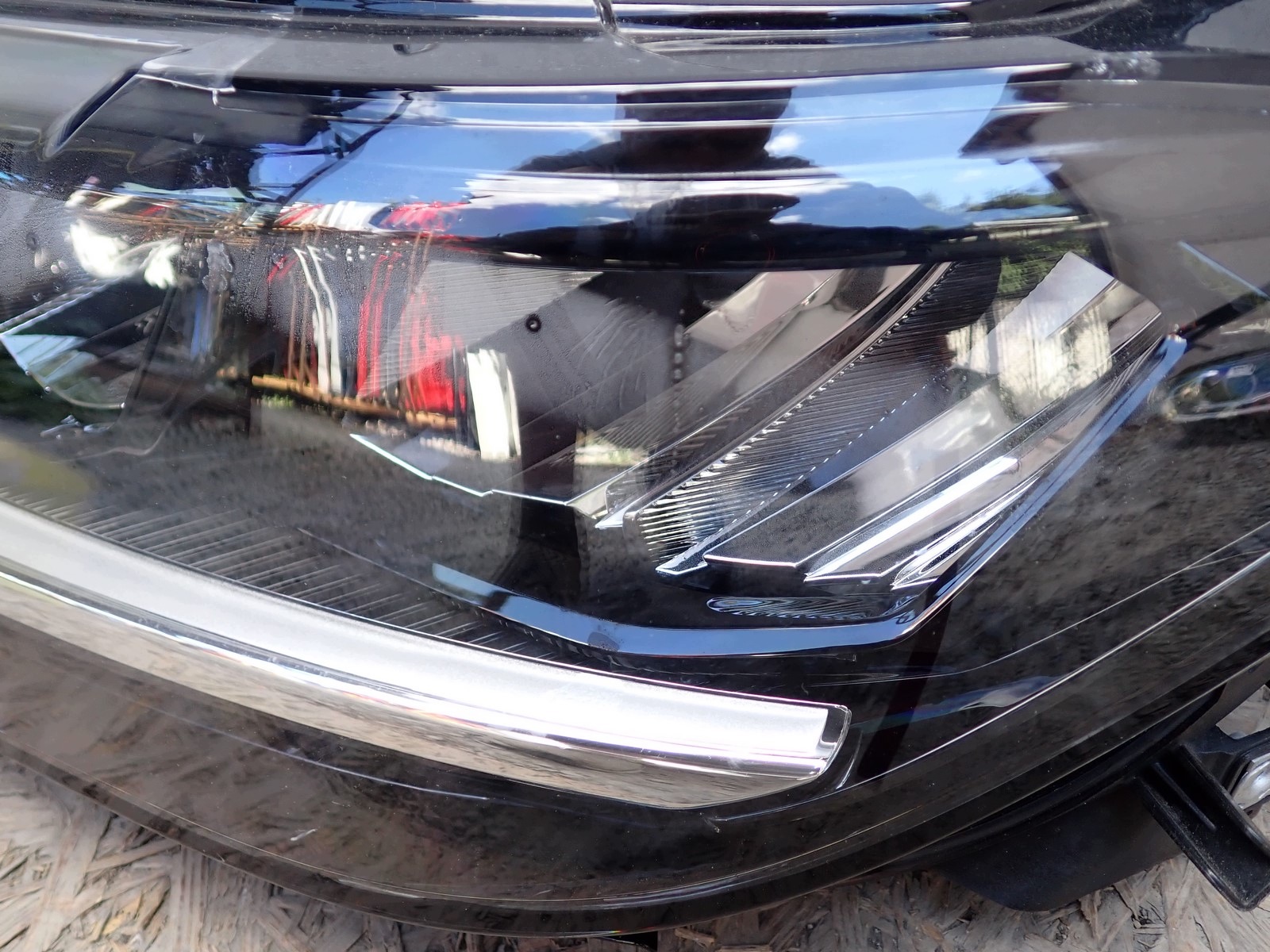 light left REFLEKTOR left LED VW T CROSS 2GM C11 LIFT 2023- 2GM941005B 132