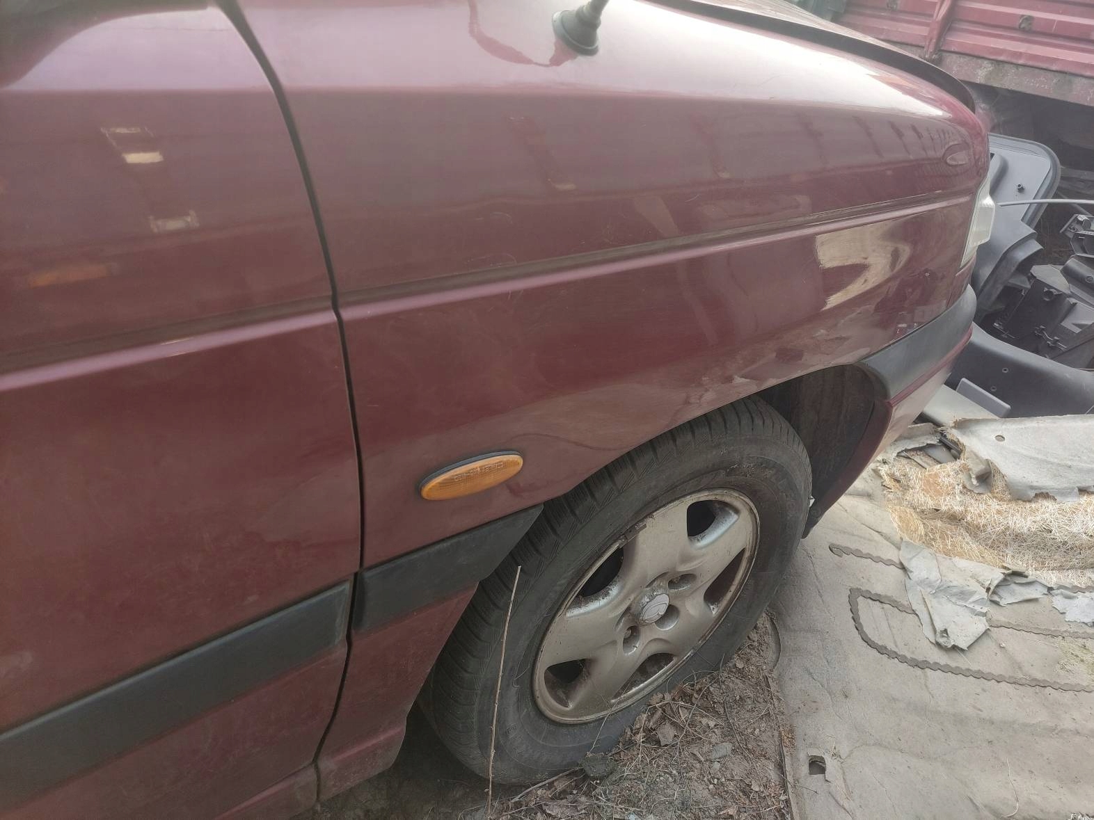 комплектный перед mazda MPV и FL