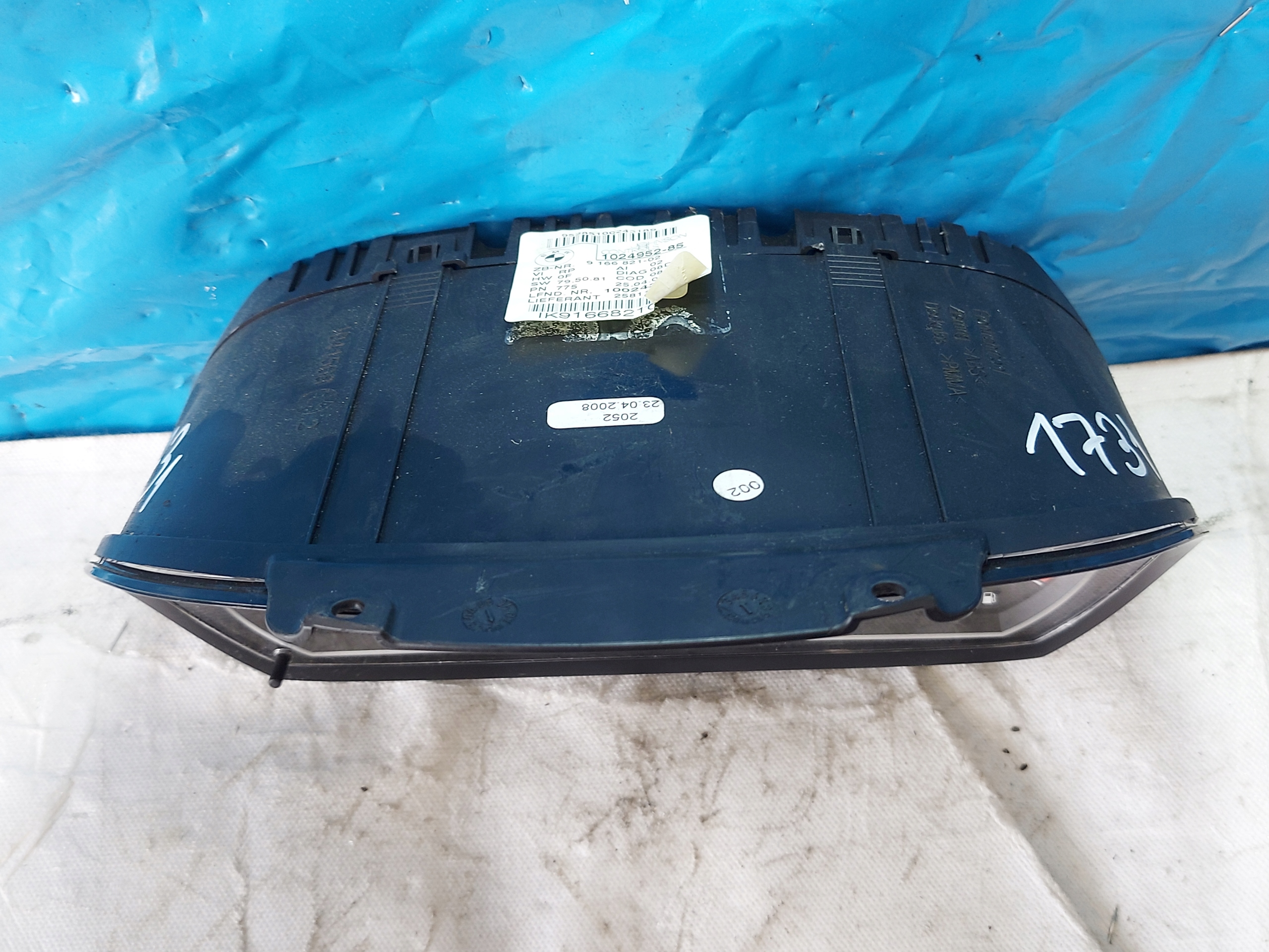 budíky hodiny BMW E87 2.0 D 102495285