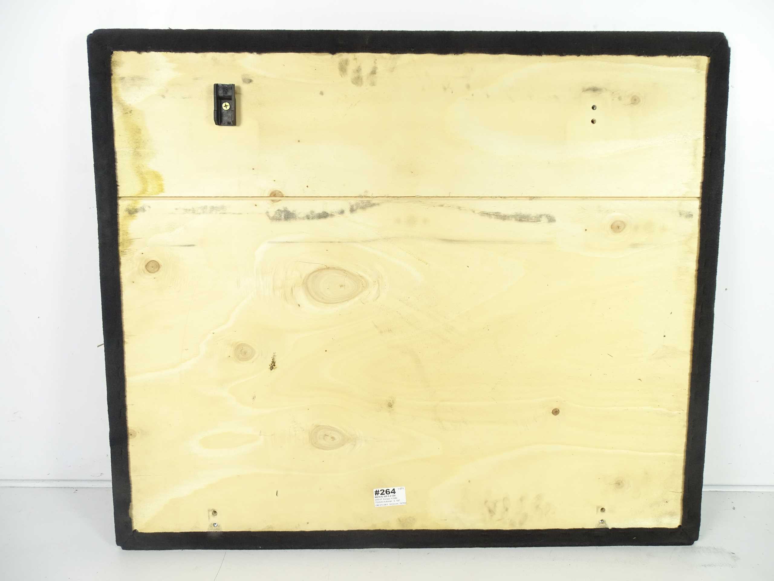 Mercedes E klasa W210 KOMBI PODŁOGA BAGAŻNIKA Producent części Mercedes-Benz OE