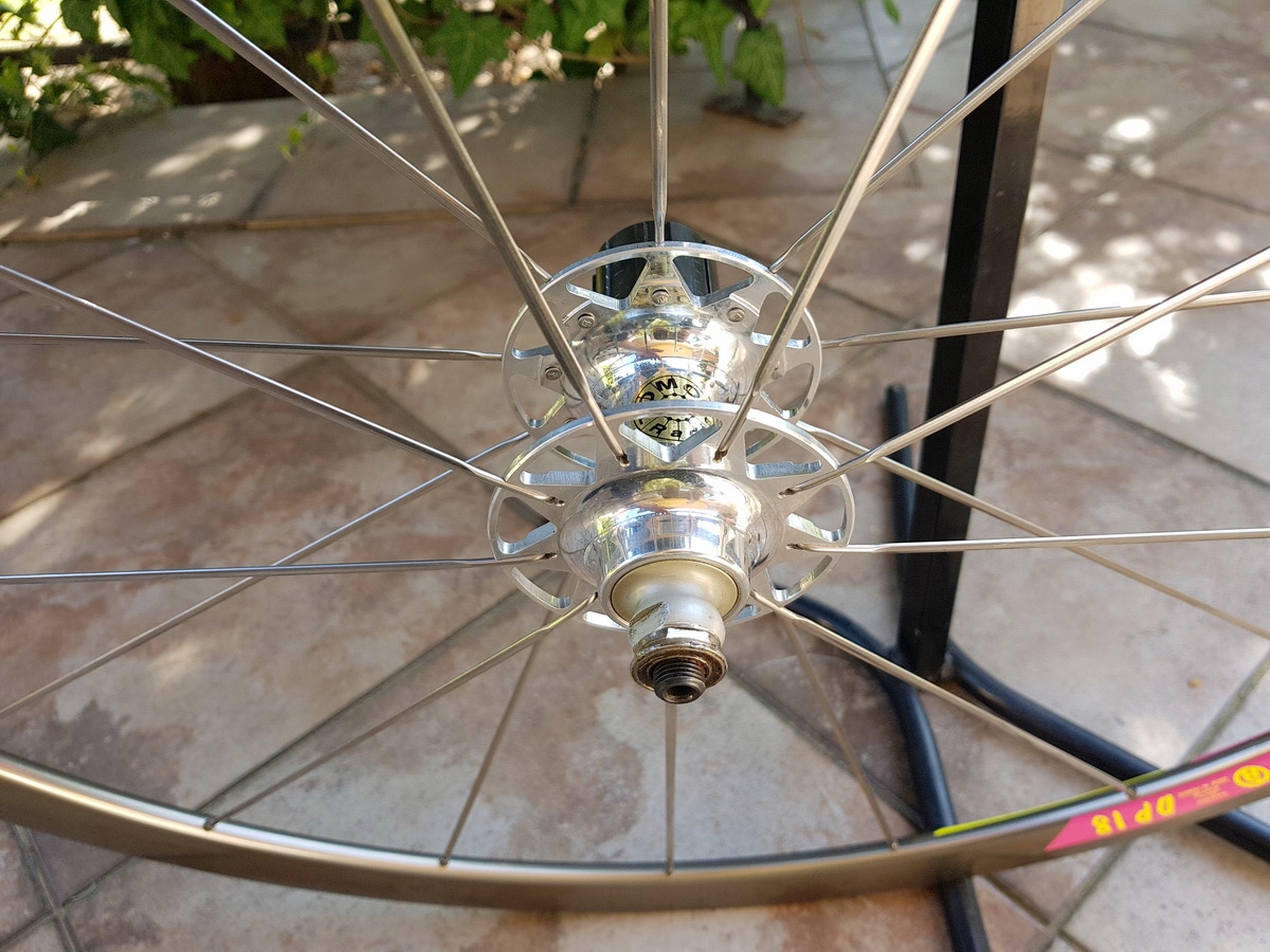 koła 700C piasty TOMO, obręcze RIGIDA DP18 Kaseta/ Wolnobieg Kaseta