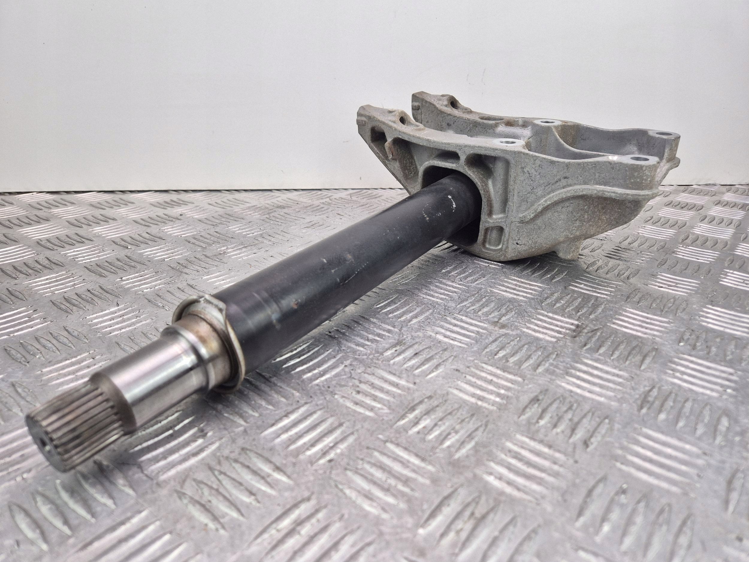 semi-axis bearing MERCEDES CLA220 C117 X117 W117 A2702230138 M270920