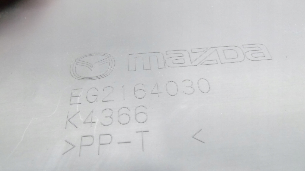 бардачок пассажира mazda CX7