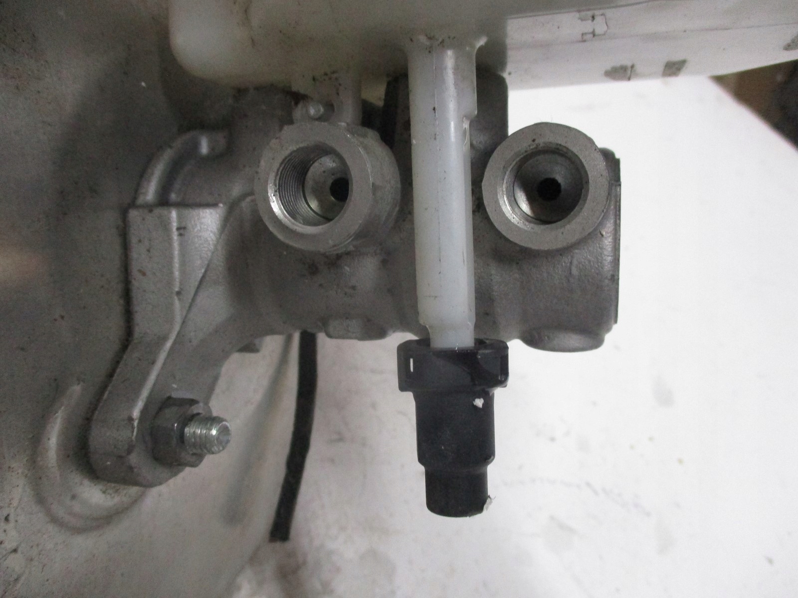 servo servo JAGUAR J9C3-2B195-BB