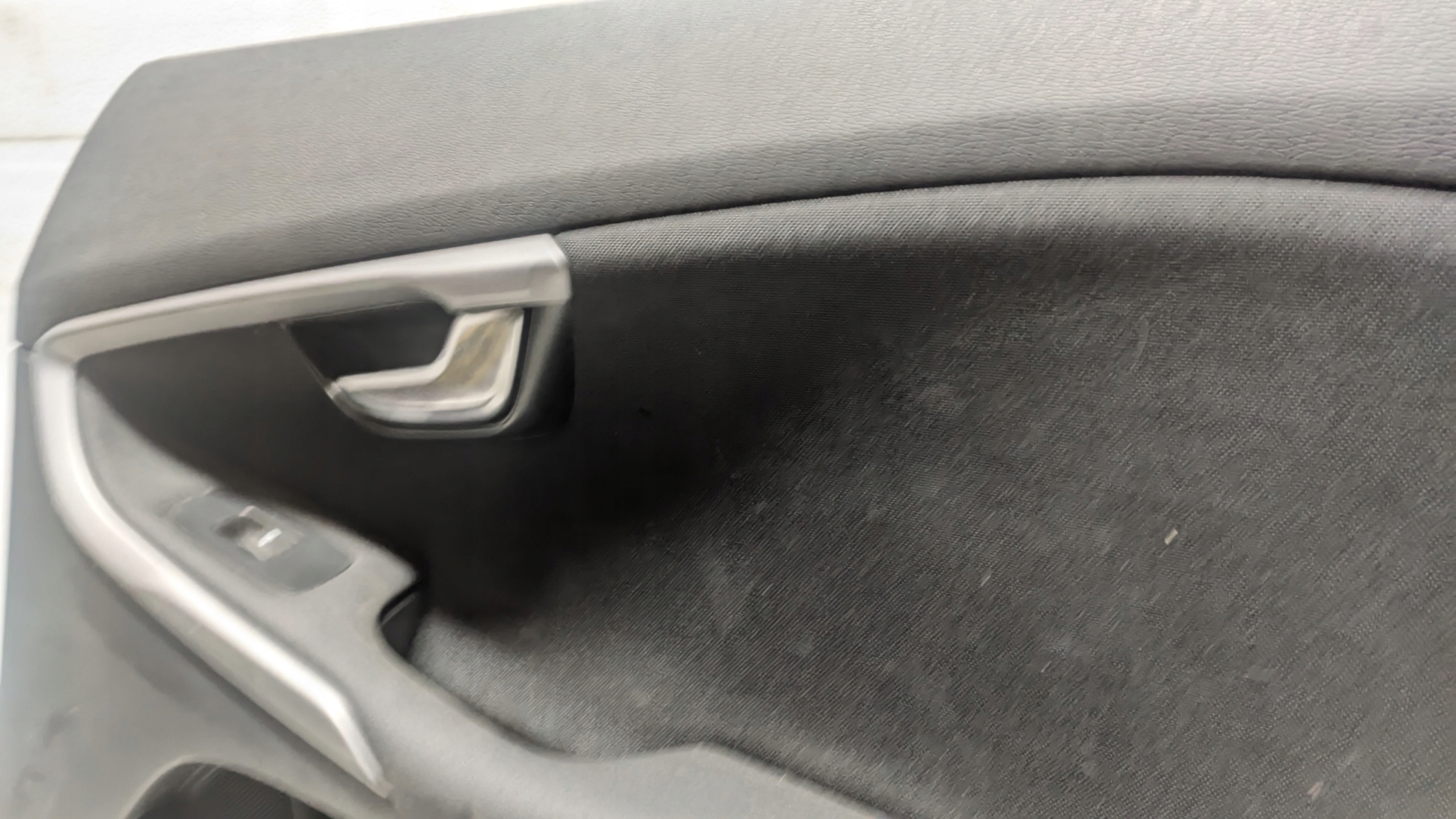 VOLVO V40 side door right rear part