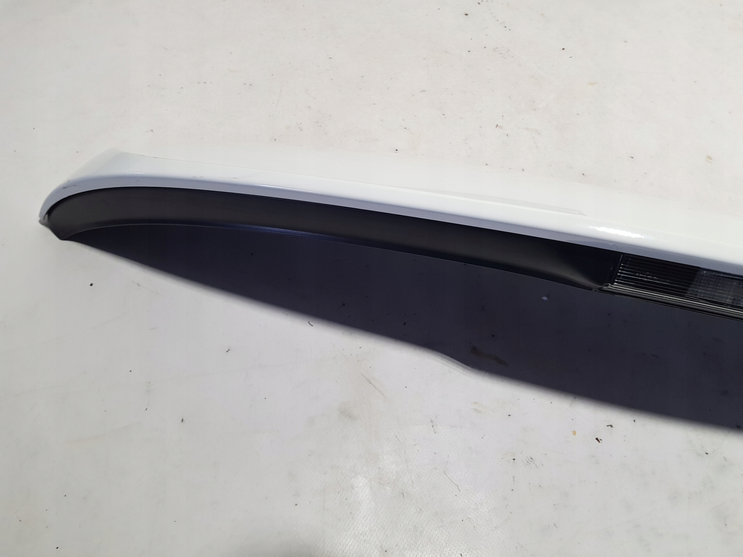 moulding cap bonnet boot LOTKA SPOILER RENAULT ZOE light STOP