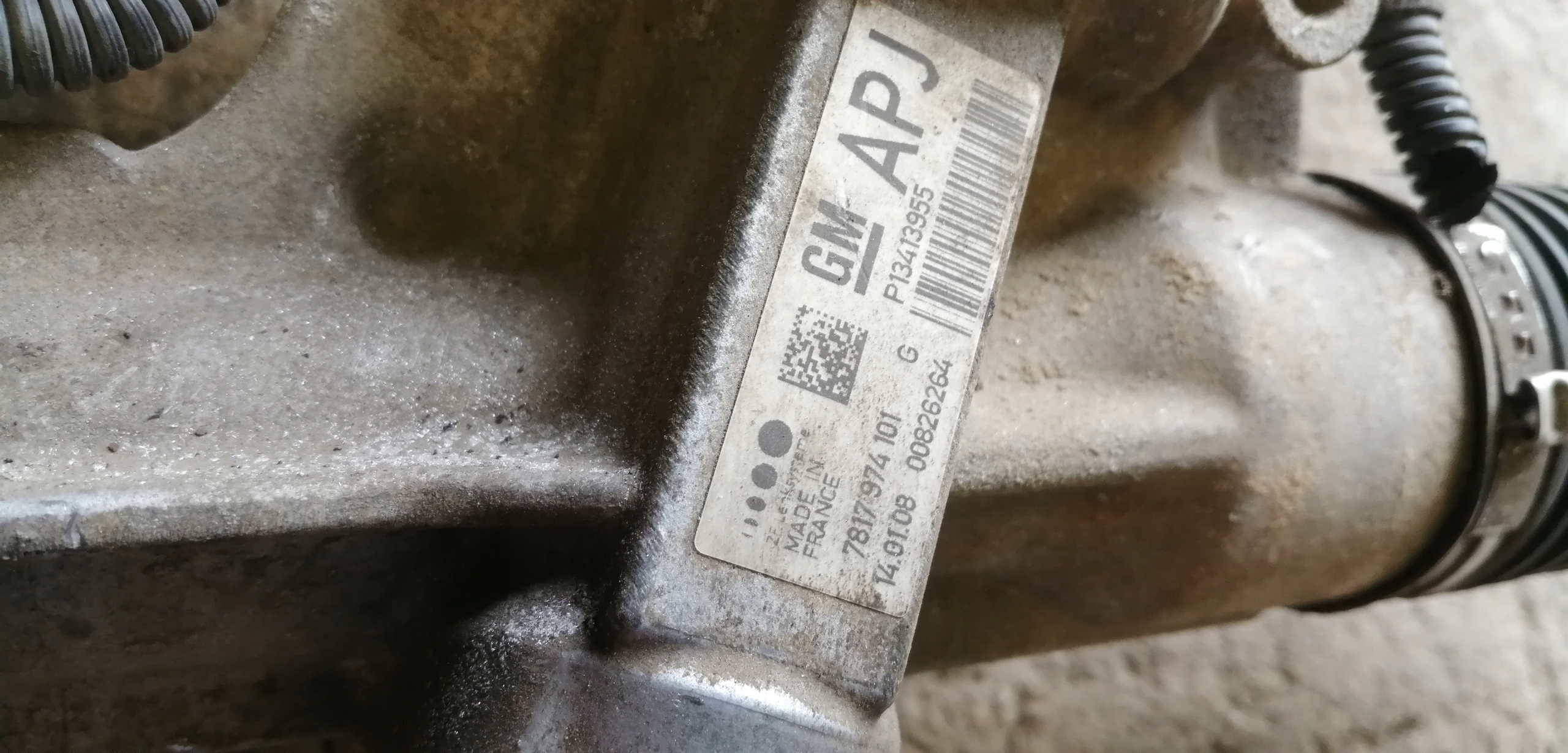 opel ASTRA IV J рулевая рейка P13413955