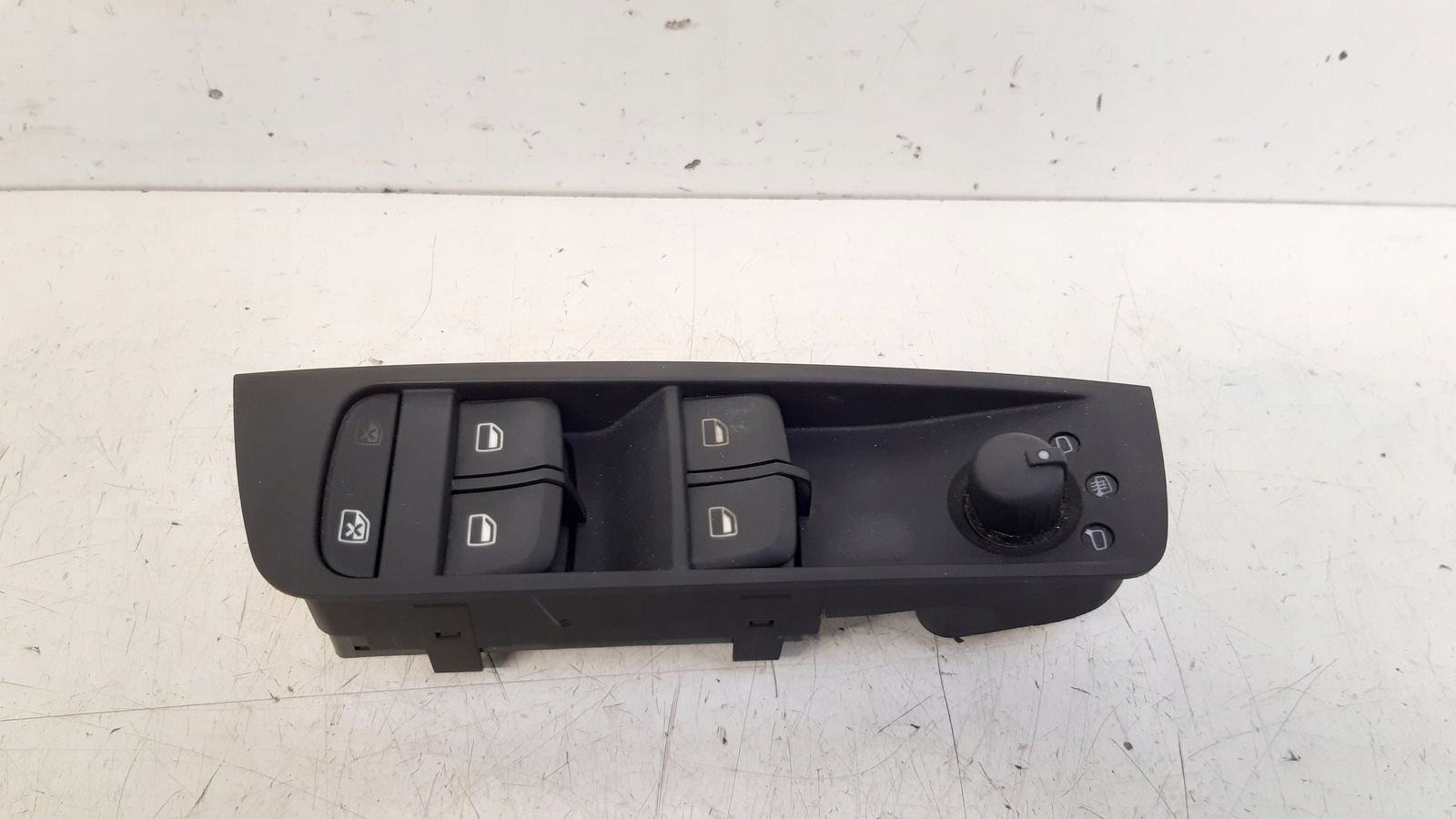 Panel szyb lusterek Audi A1 8X 1,2 TSI