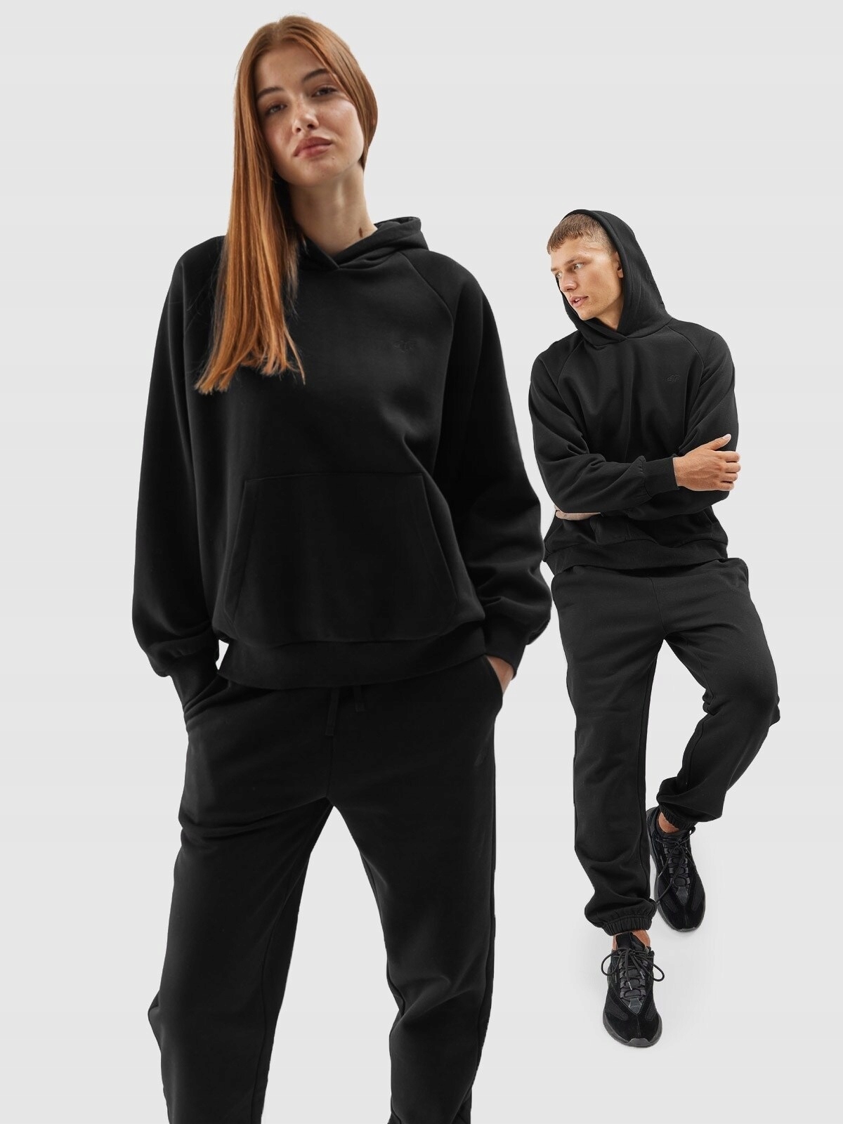 4F Unisex Jogger Tepláky U460 Hluboká Černá, Velikost S