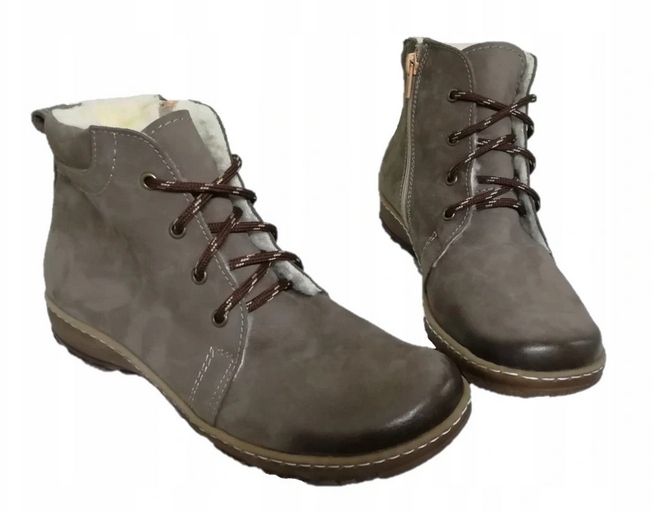 

1. Uniwersał cieplutkie sportkowe obszywane kozaki