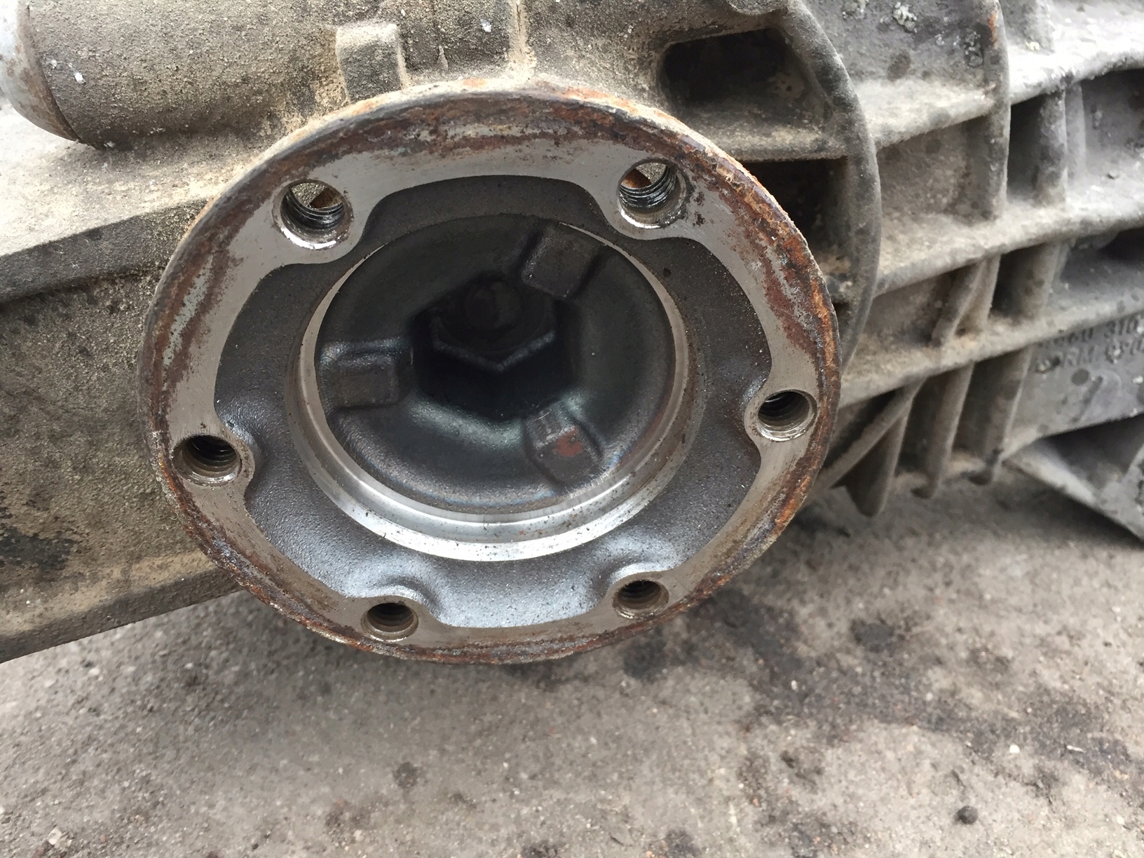 AUDI Q7 4L 3.0 TDI diff differential rear rear part differential
