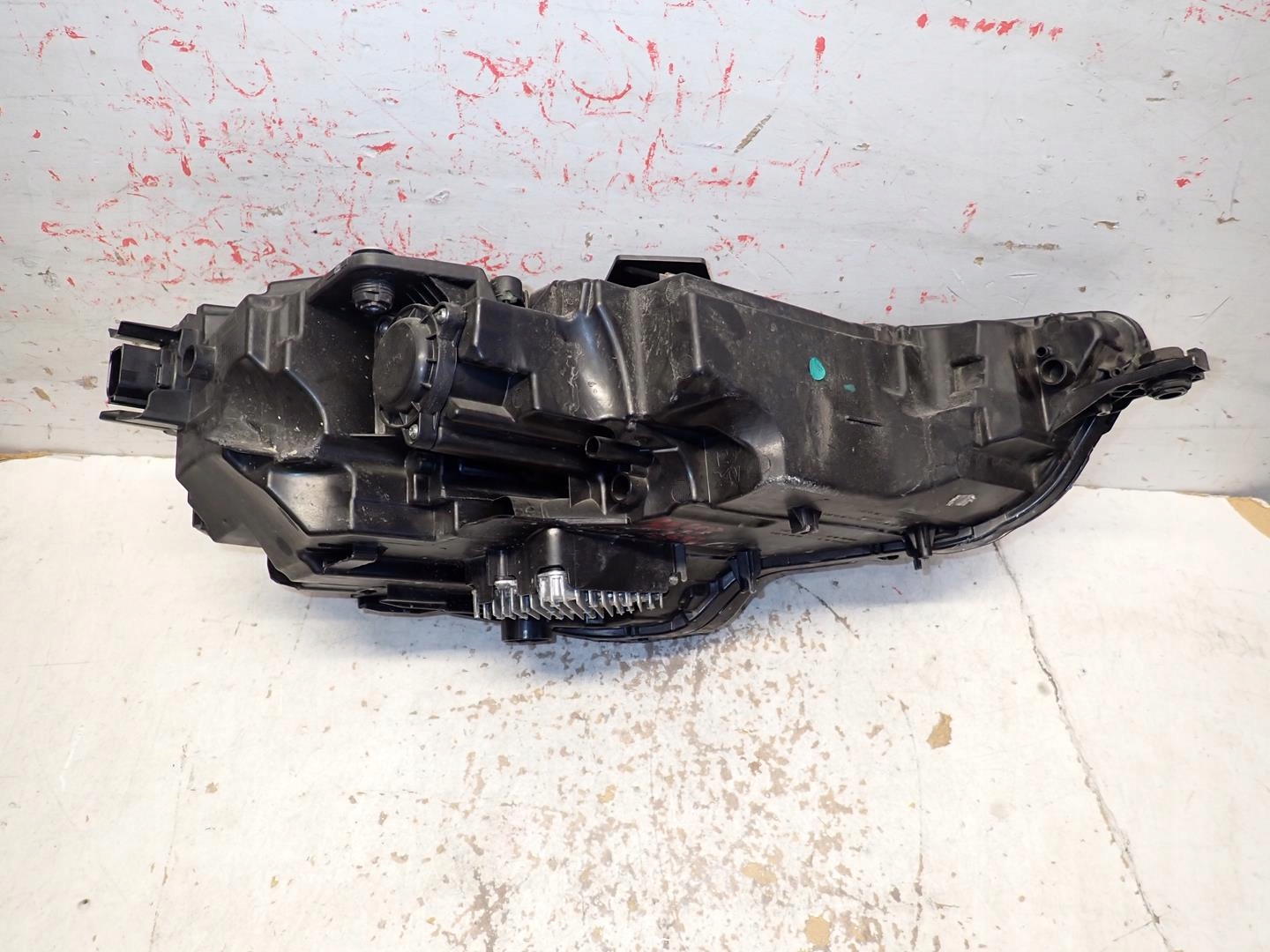light front front left AUDI A3 2020- FULL LED 8Y0941033