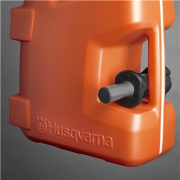 KANISTER HUSQVARNA 15L DO TRAKTOROW I RIDEROW EAN 7393080392060