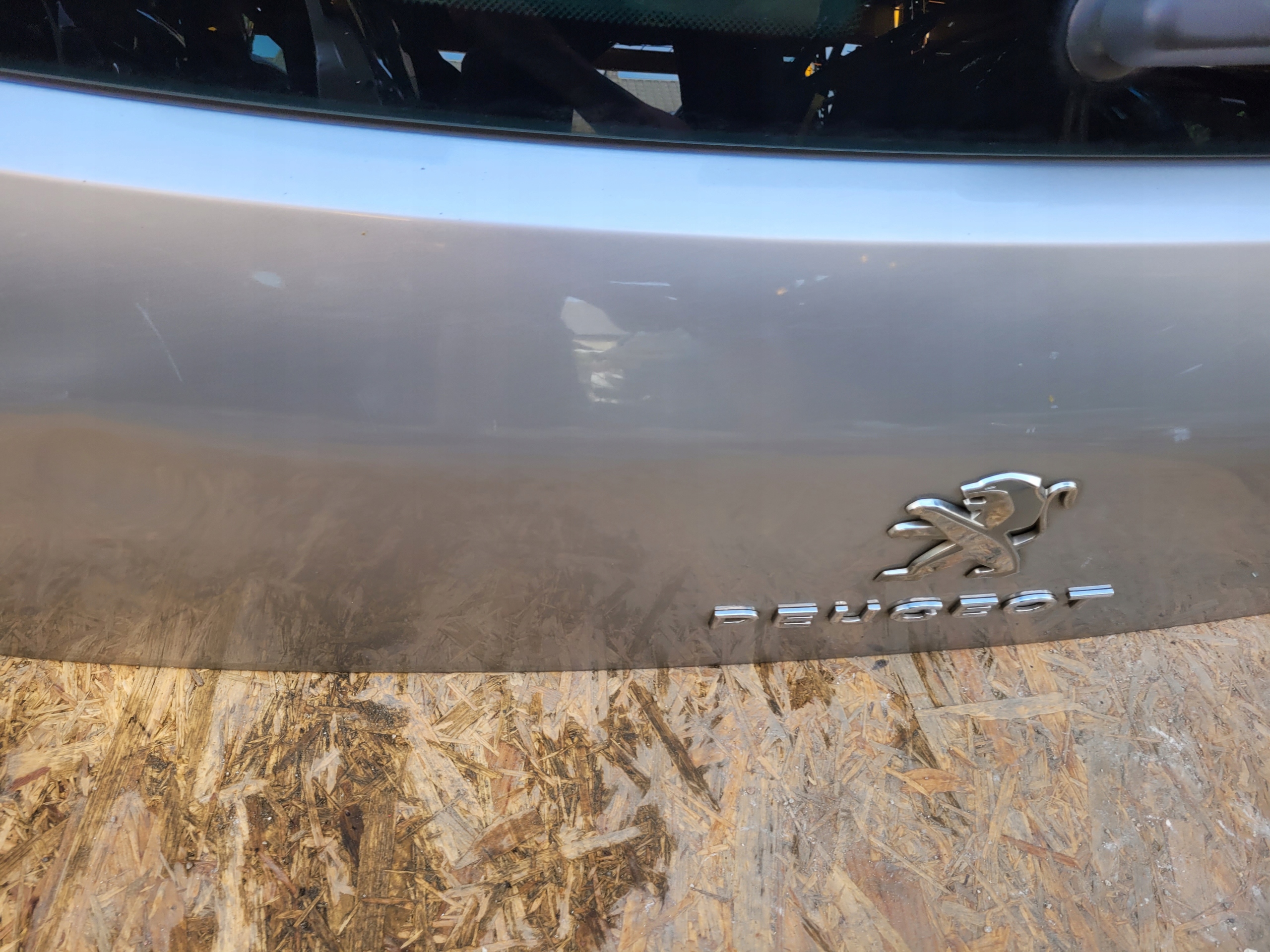 trunk door boot PEUGEOT 3008 and LIFT