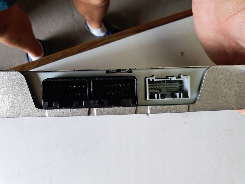 amplifier SONY FB5T-18B849-AD FORD FOCUS EDGE