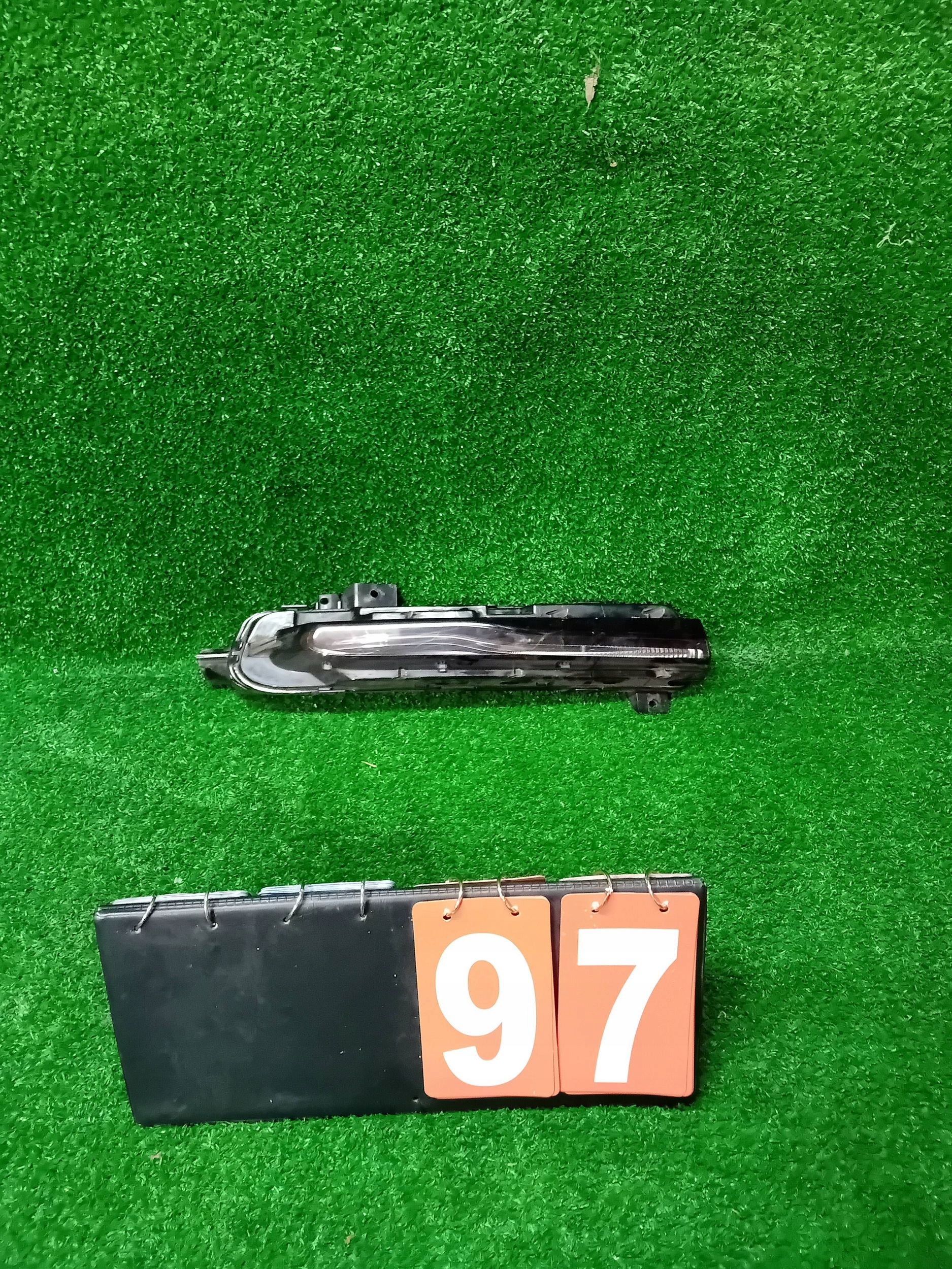 DRL fog light right front VOLOV V40 II 12- NR.97