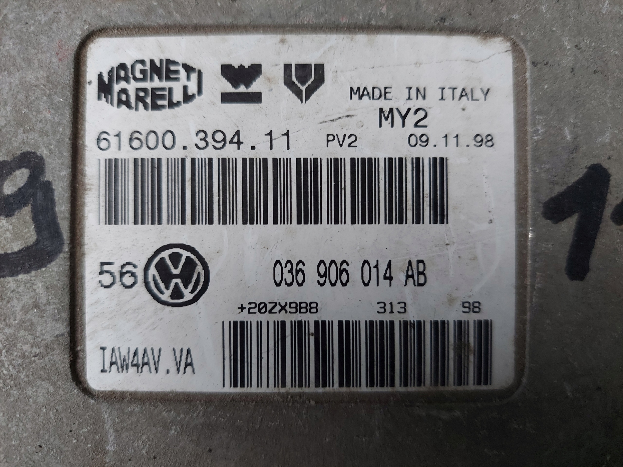 GOLF 4 1.4 B 0 36906014AB unité de commande électronique uce moteur