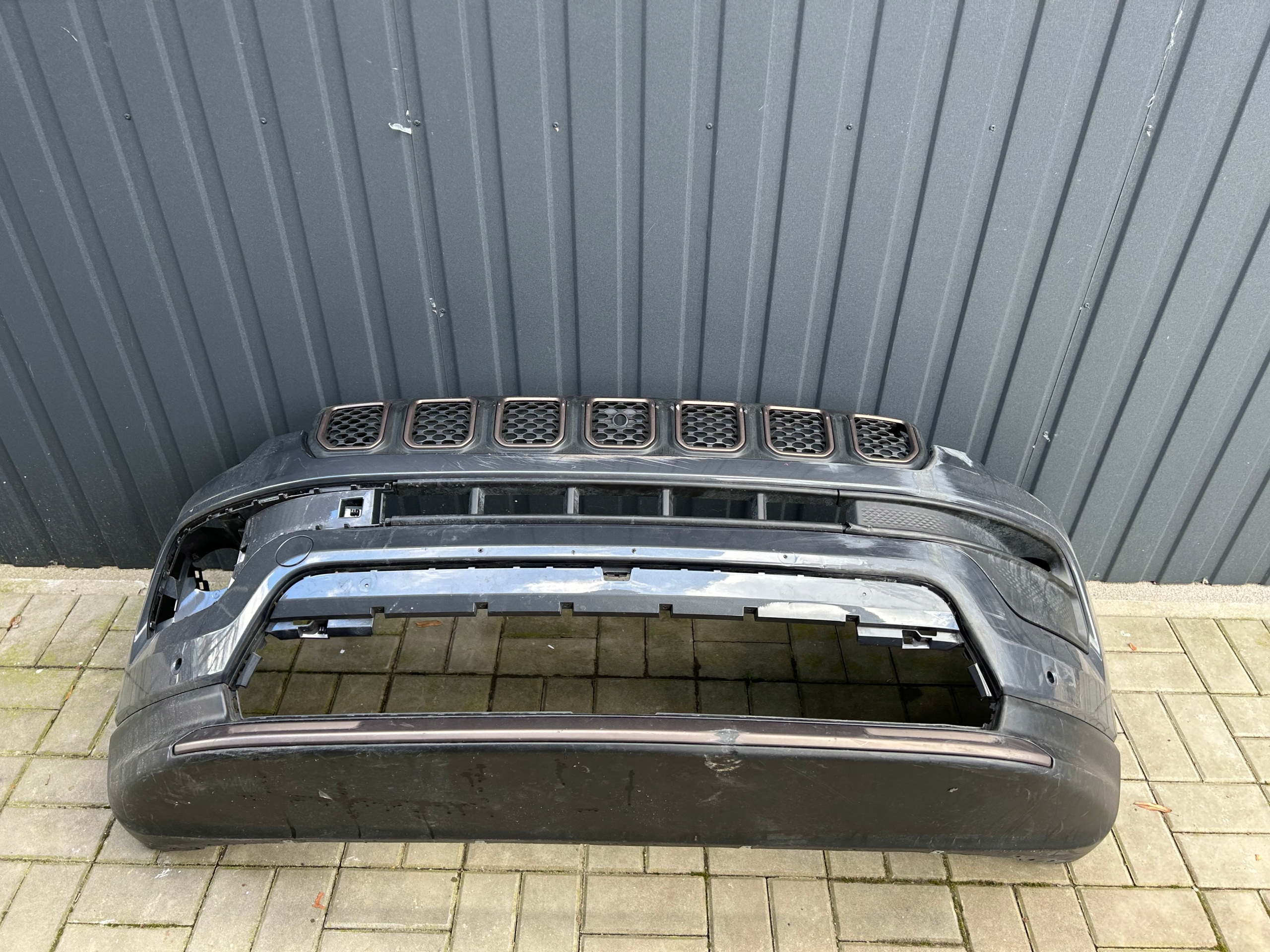 Jeep Compas 20- bumper front front