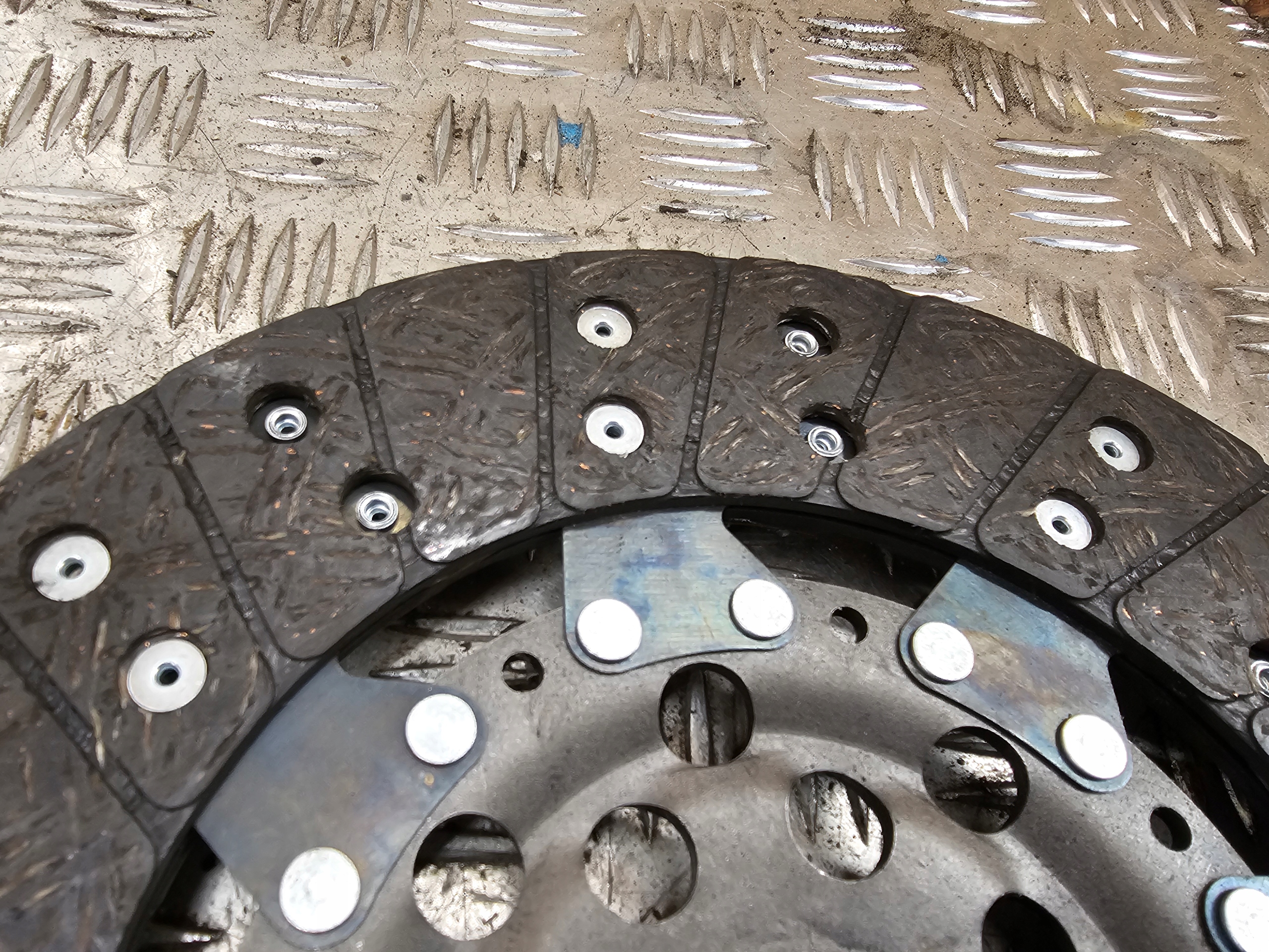 Sachs 3082 634 062 Disque dociskowa Embrayage 1864634462
