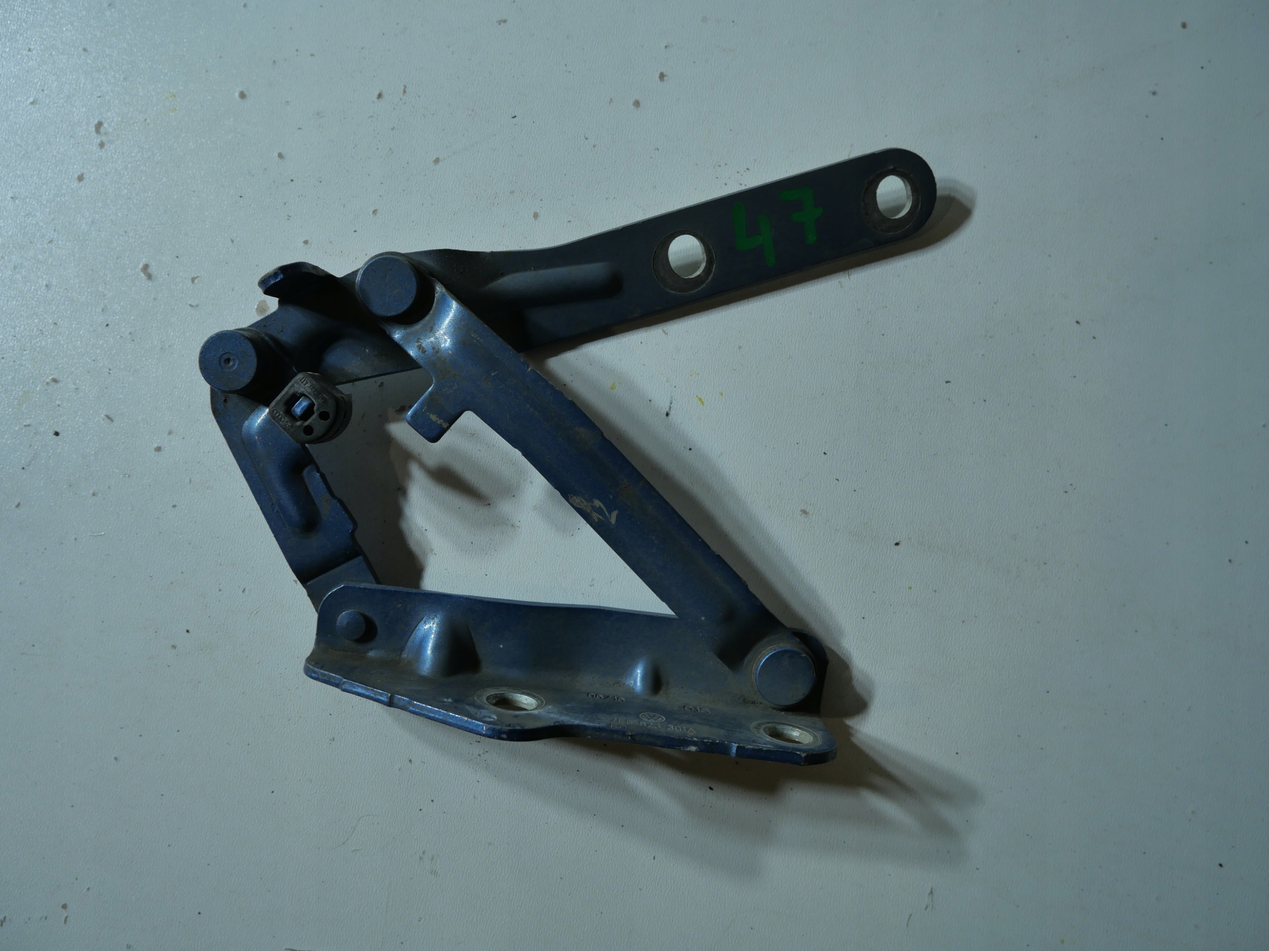 hinge bonnets POKRYWY left VW T6 7E0823301A