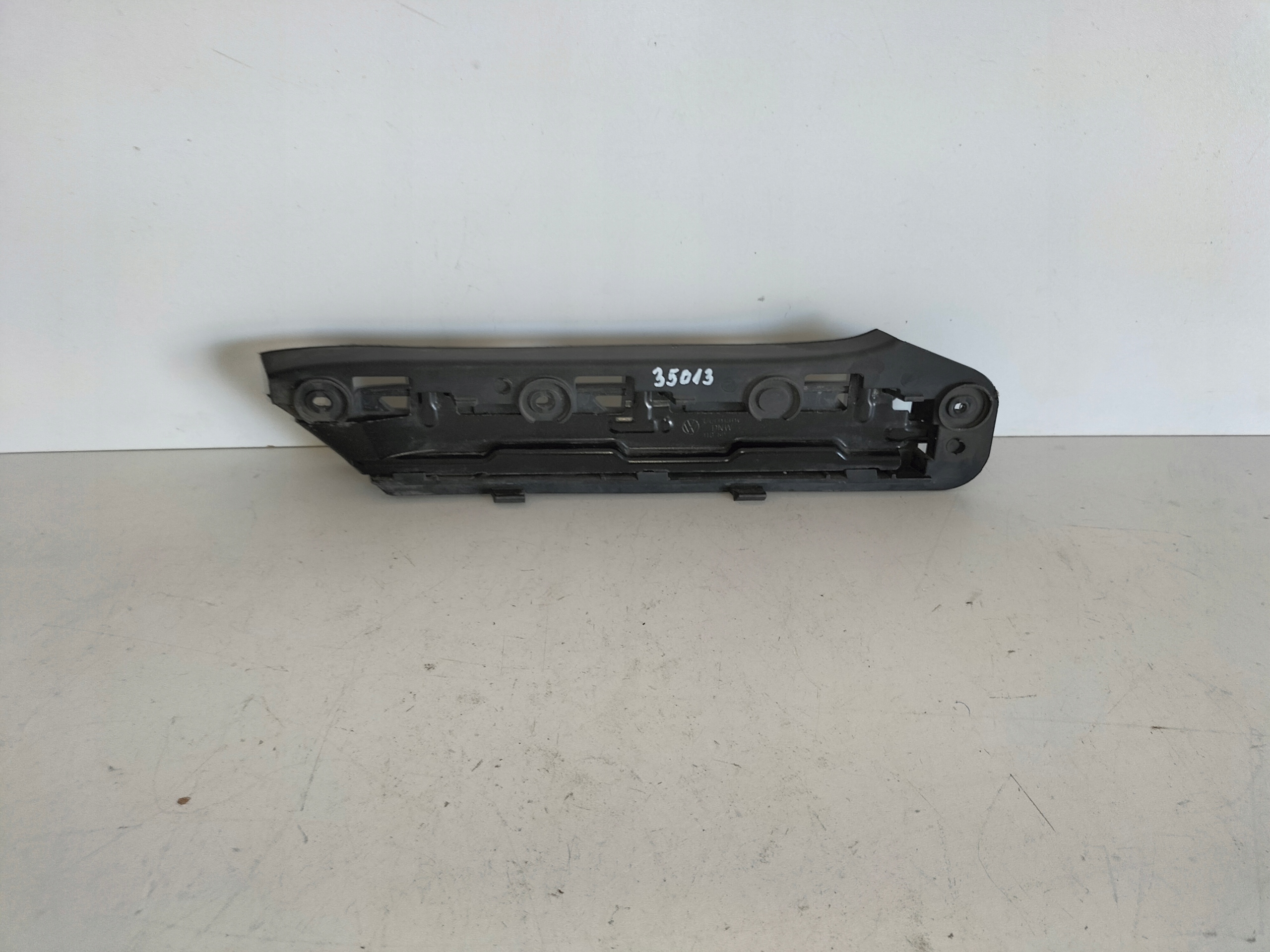 support holder of a bumper front left VW CADDY III 04-10