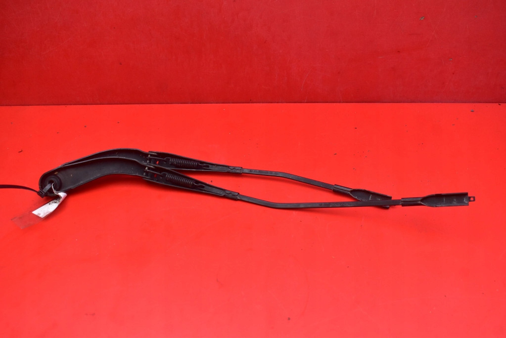 wiper arm front EU BMW F30 F31 11-16