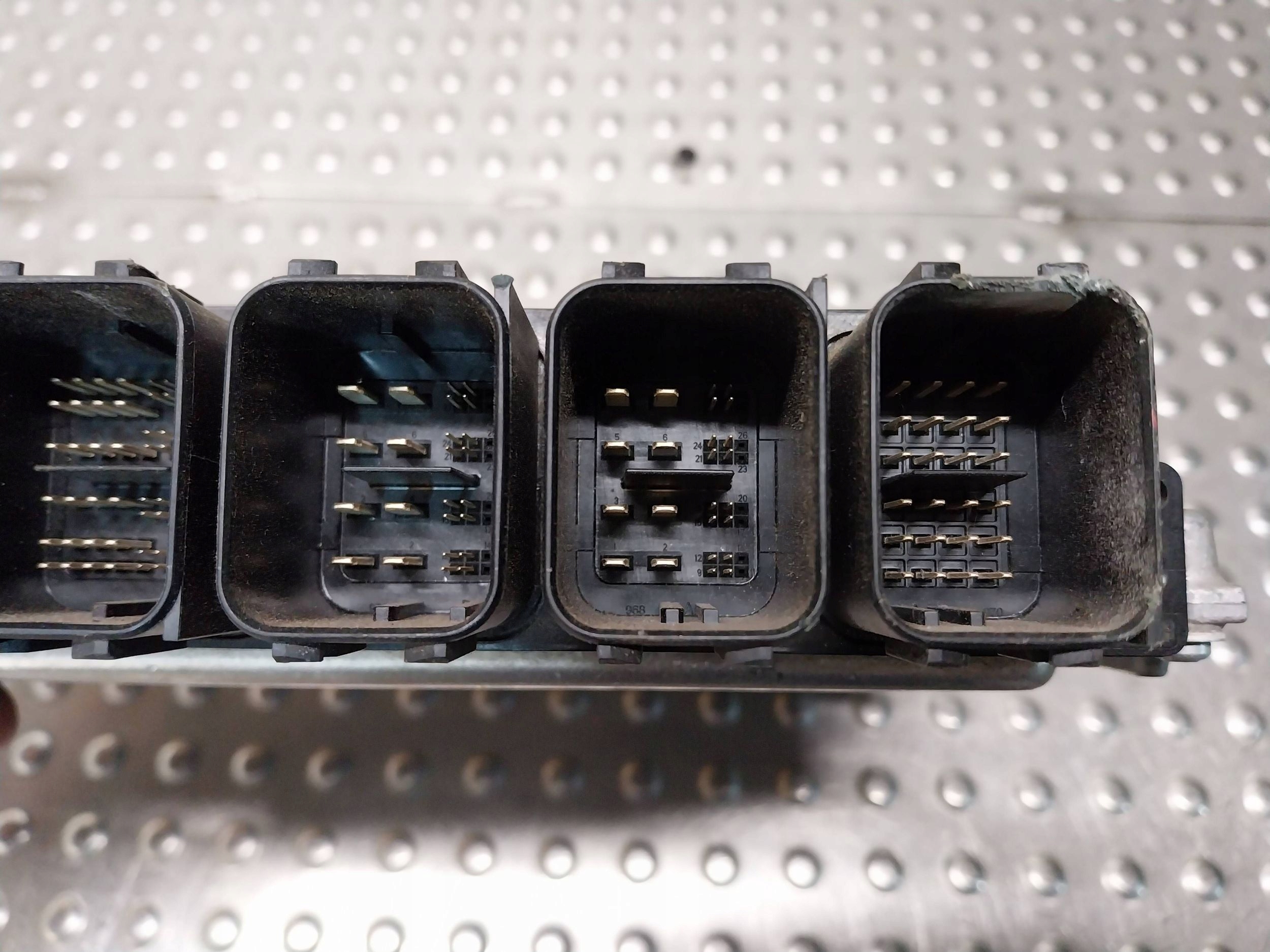 computer control unit of the engine 5A307E2 BMW G30 G31 X3 G01 X4 G02 2.0D