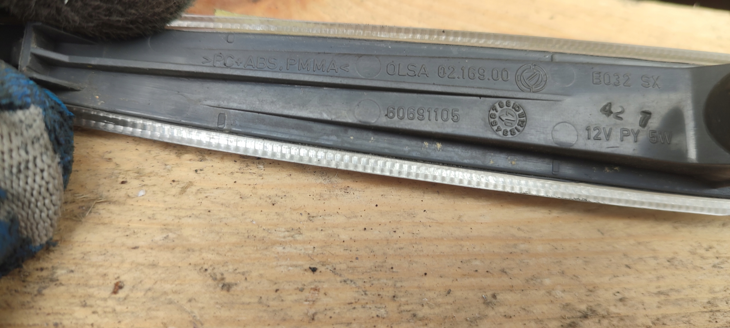 Indicateur de direction Aile Gauche ALFA ROMEO 159 60691105