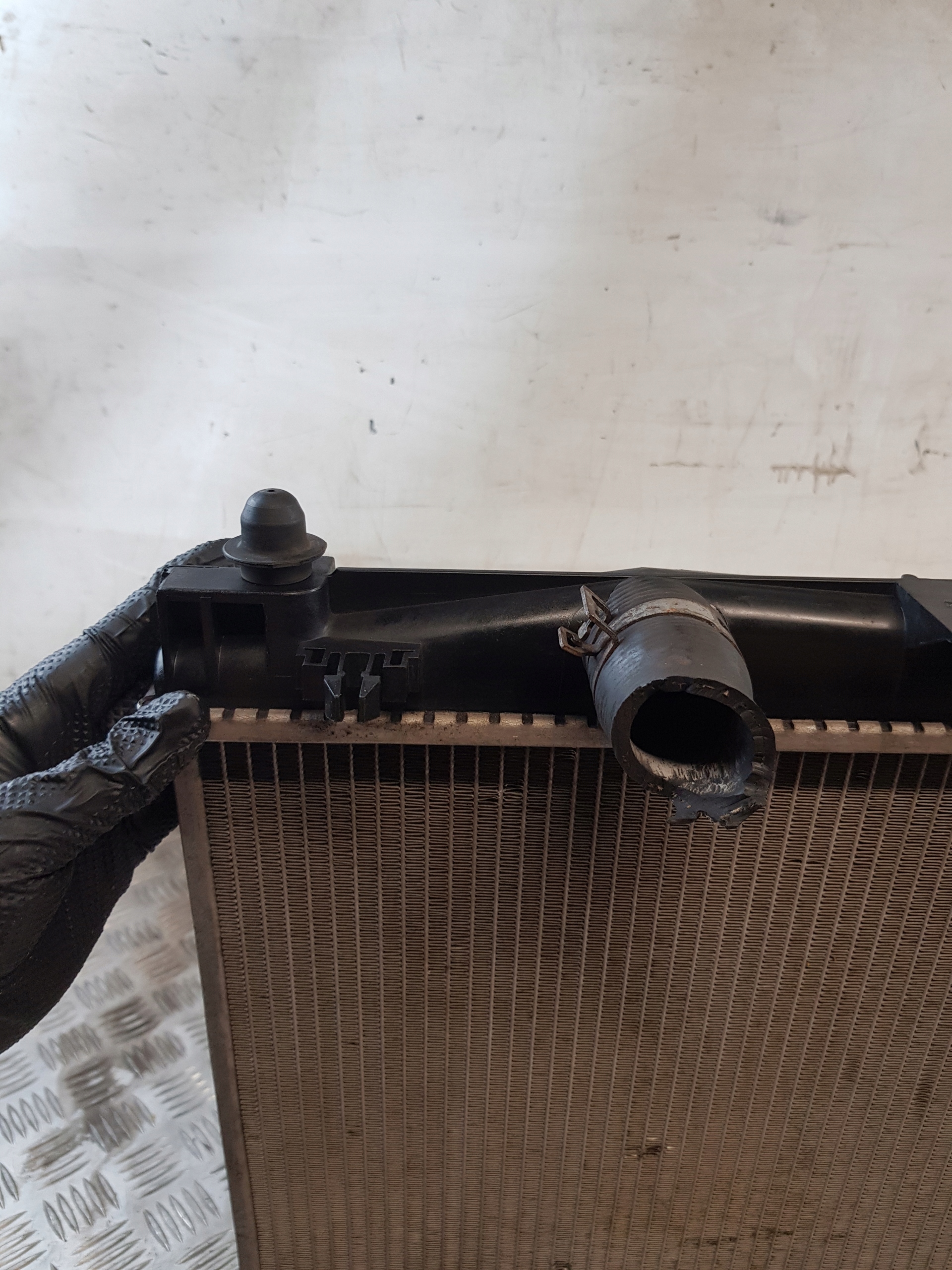 water cooler TOYOTA YARIS II 1.3B 07R