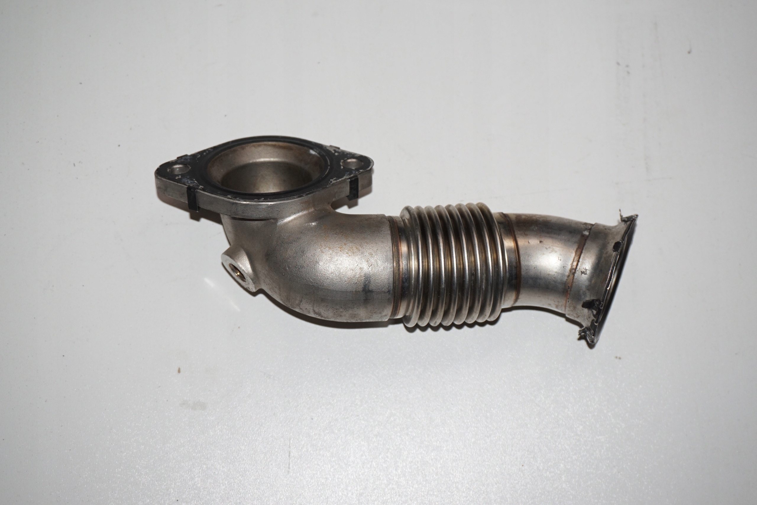 Труба выхлопных газов EGR 2,3 JTD EURO 6 DUCATO 16R-