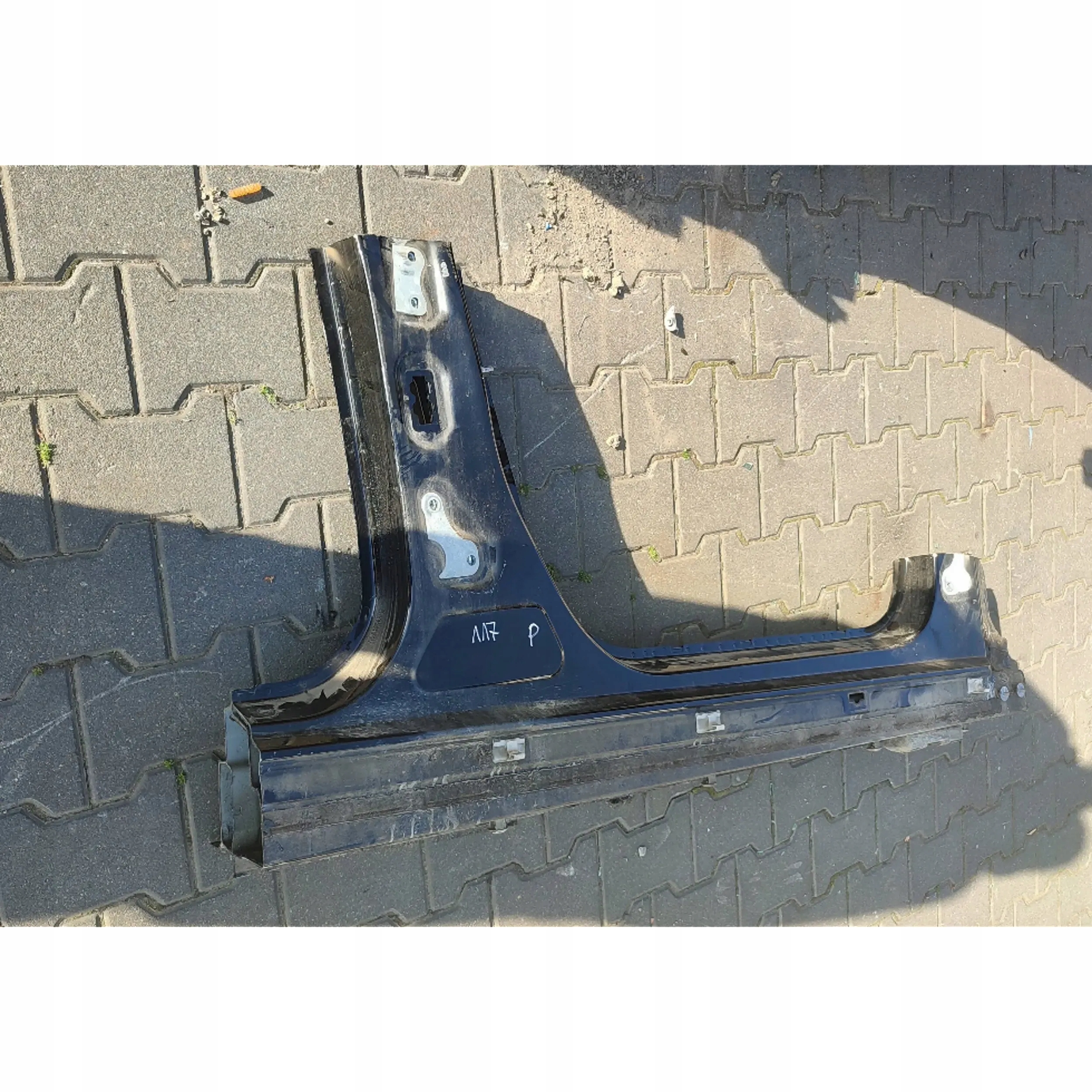 Mercedes-Benz CLA C117 X117 W117 2014 right threshold pillar