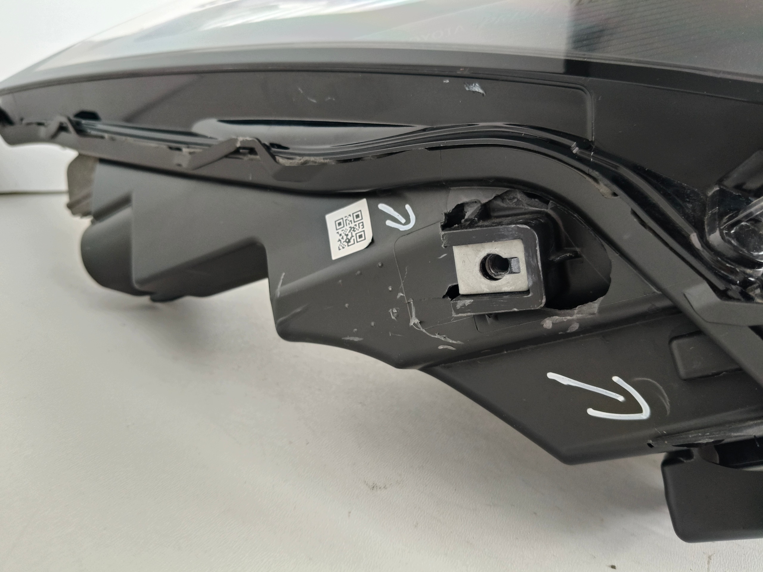 feu droit REFLEKTOR TOYOTA CHR II 23- FULL LED