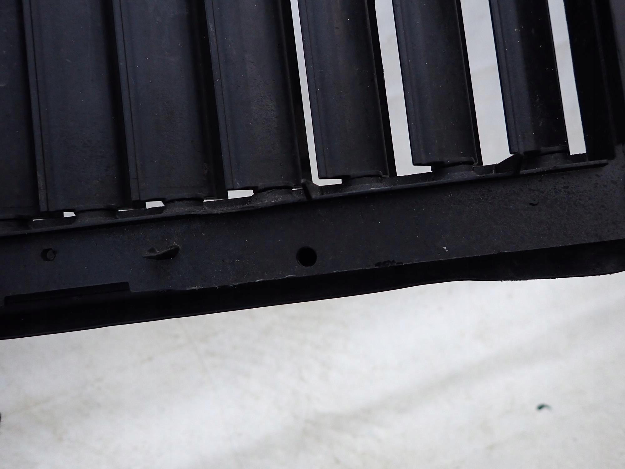 MERCEDES C-KLASA V W206 21- blinds intake air
