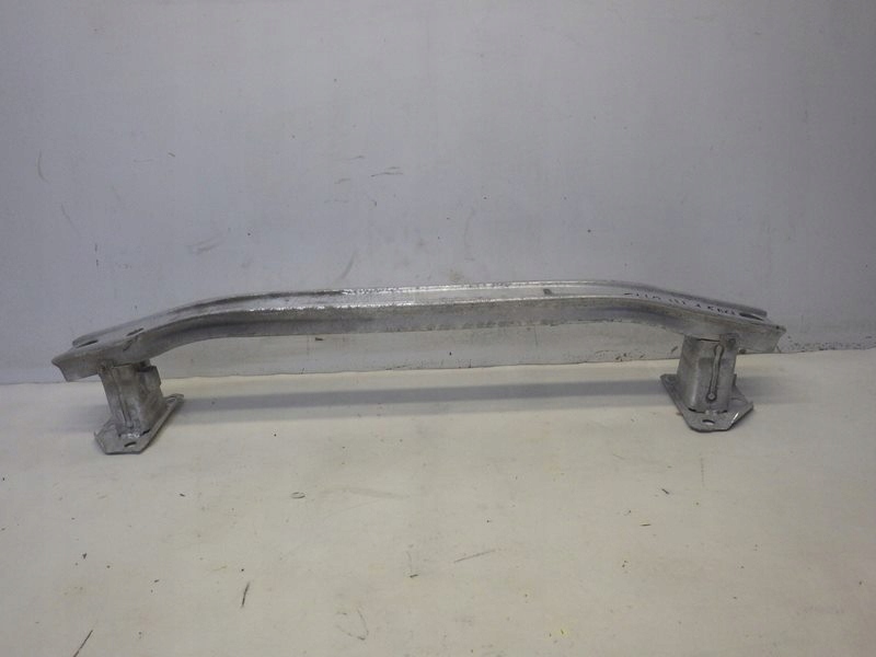 BELKA ZDERZAKA PRZÓD RENAULT CLIO III Producent części Renault OE