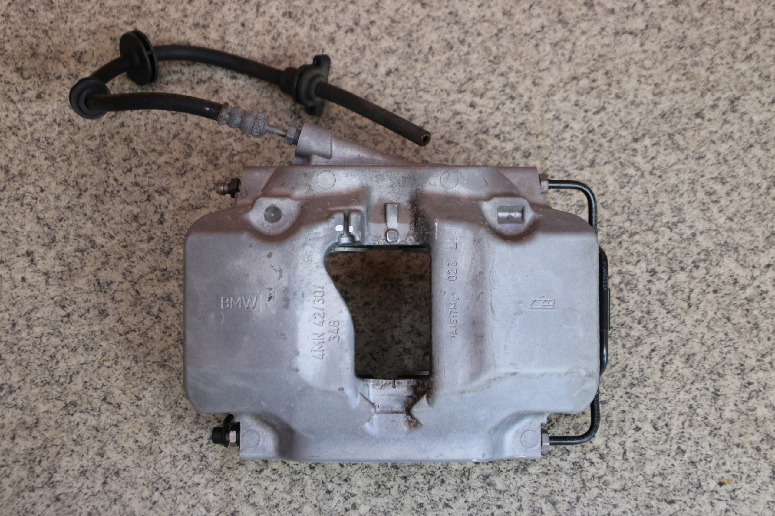 BMW G30 G31 caliper brake left front front 6883735 42/30/348